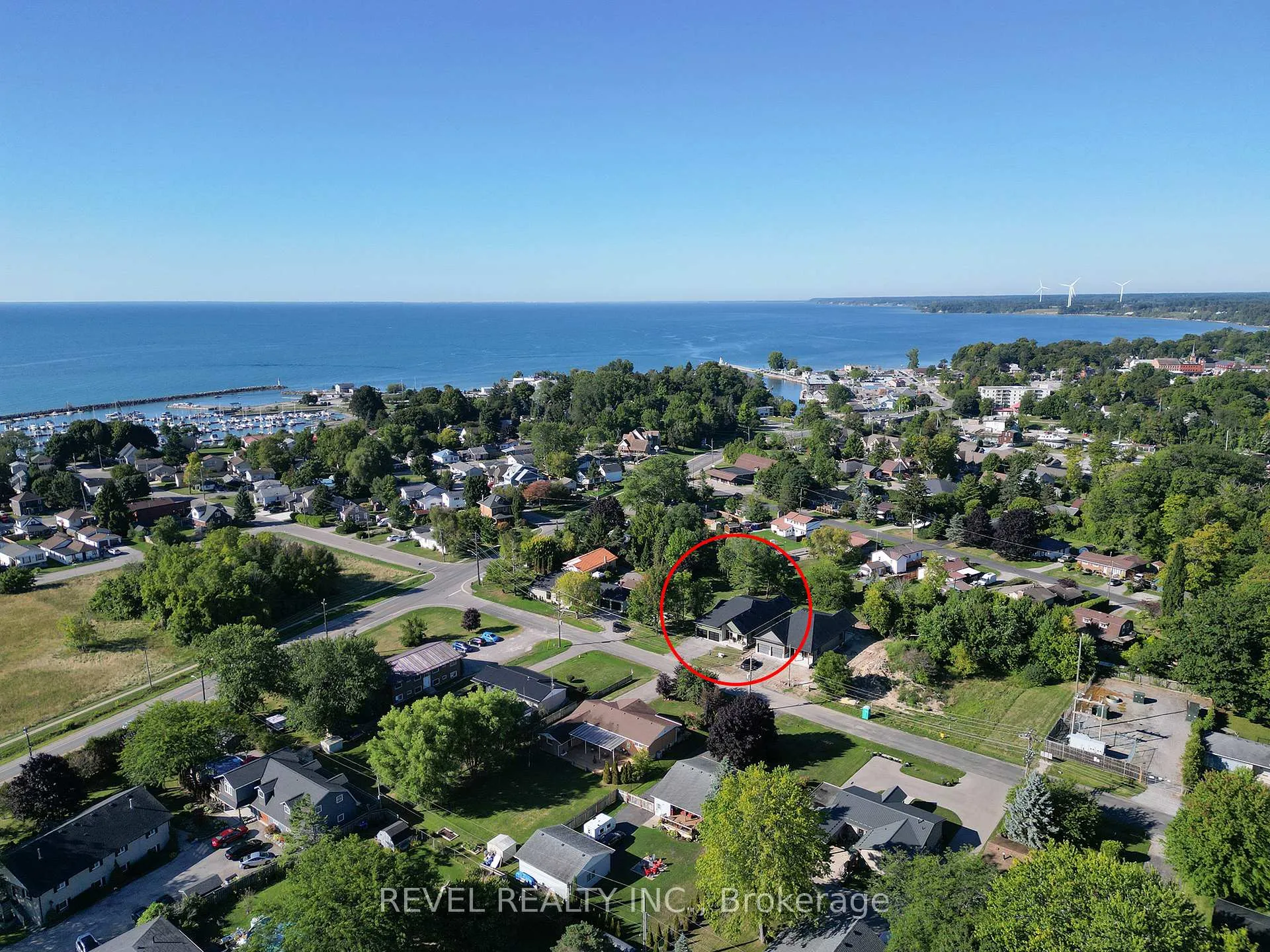 Photo 35 of 5 Scott Drive, Norfolk, Port Dover — HOMEH