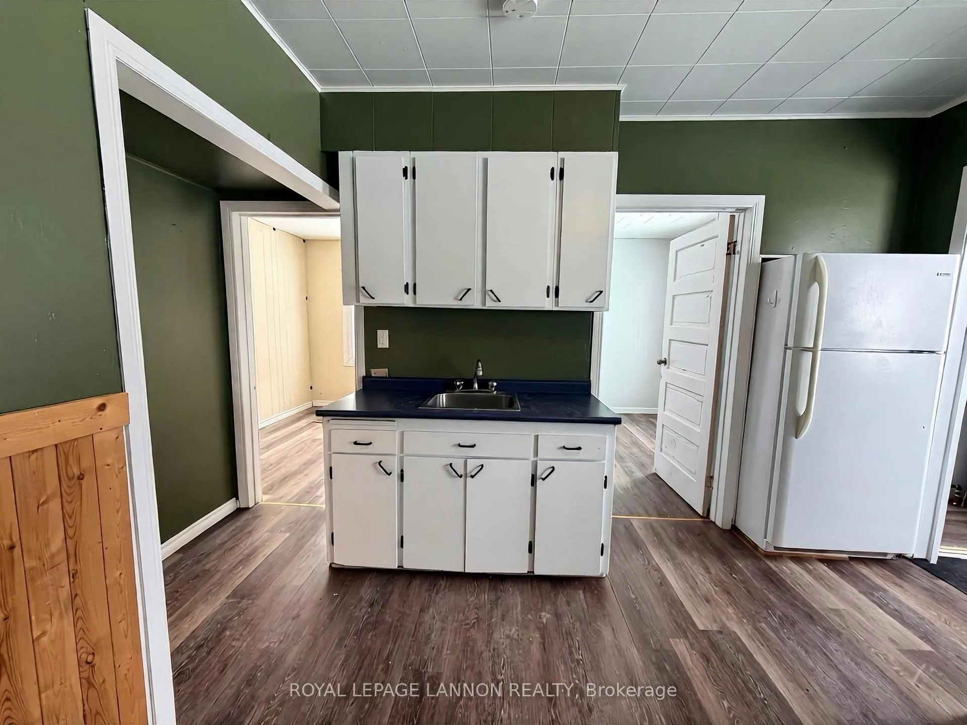 Photo 5 of 107 Beamish Avenue E, Greenstone, Geraldton — HOMEH