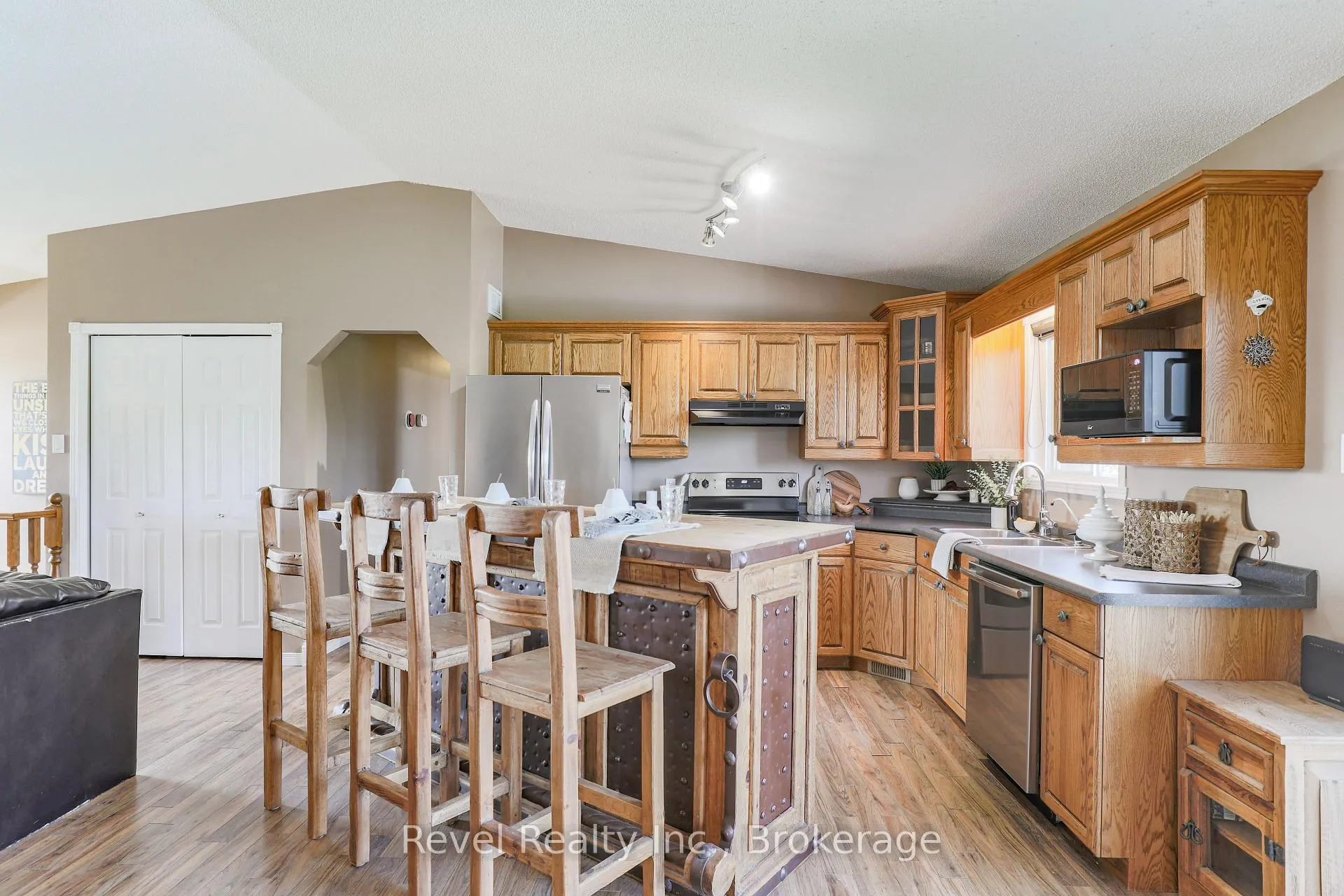 Photo 12 of 477 Four Points Road, Kawartha Lakes, Rural Verulam — HOMEH