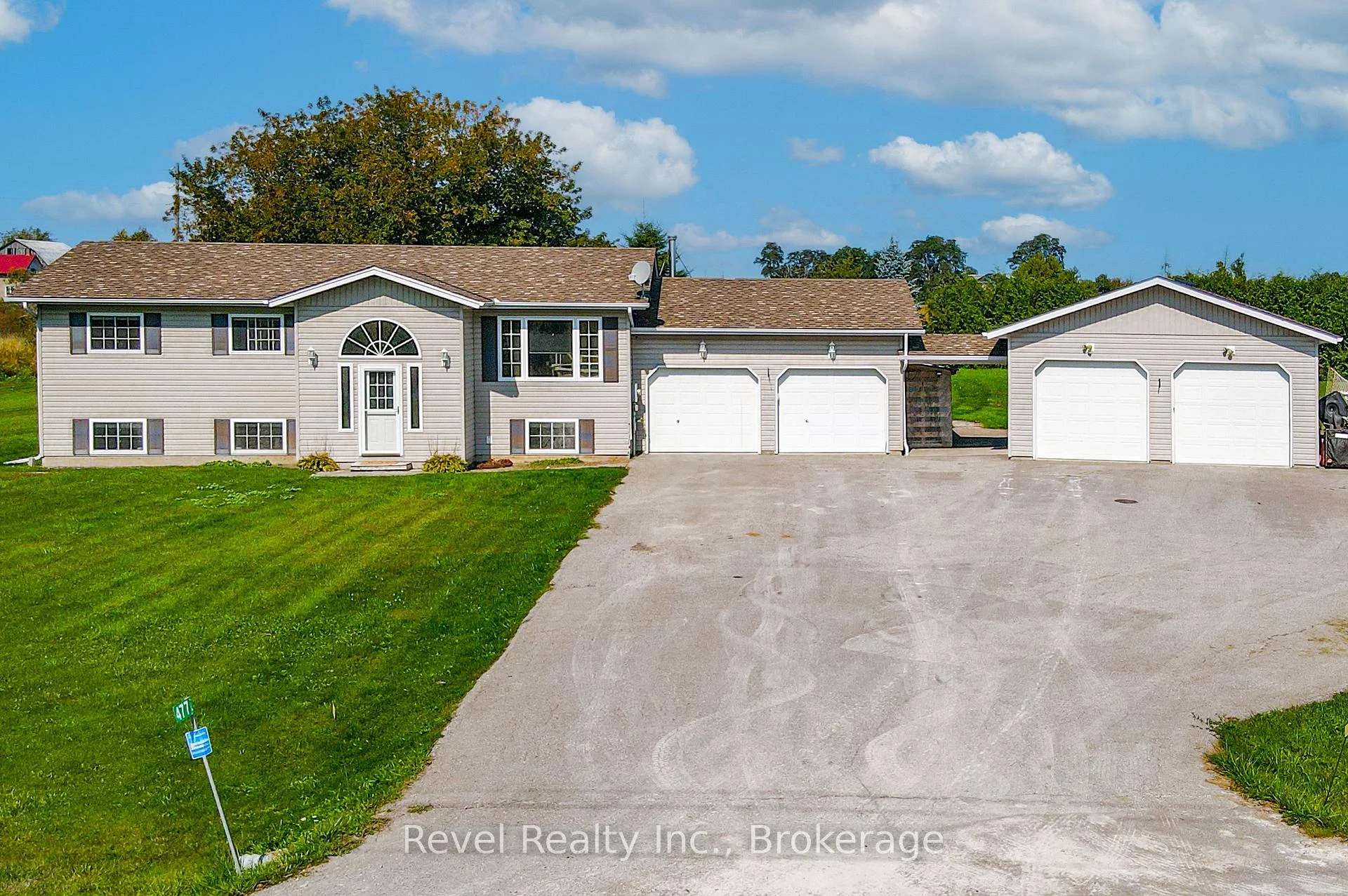 Photo 2 of 477 Four Points Road, Kawartha Lakes, Rural Verulam — HOMEH