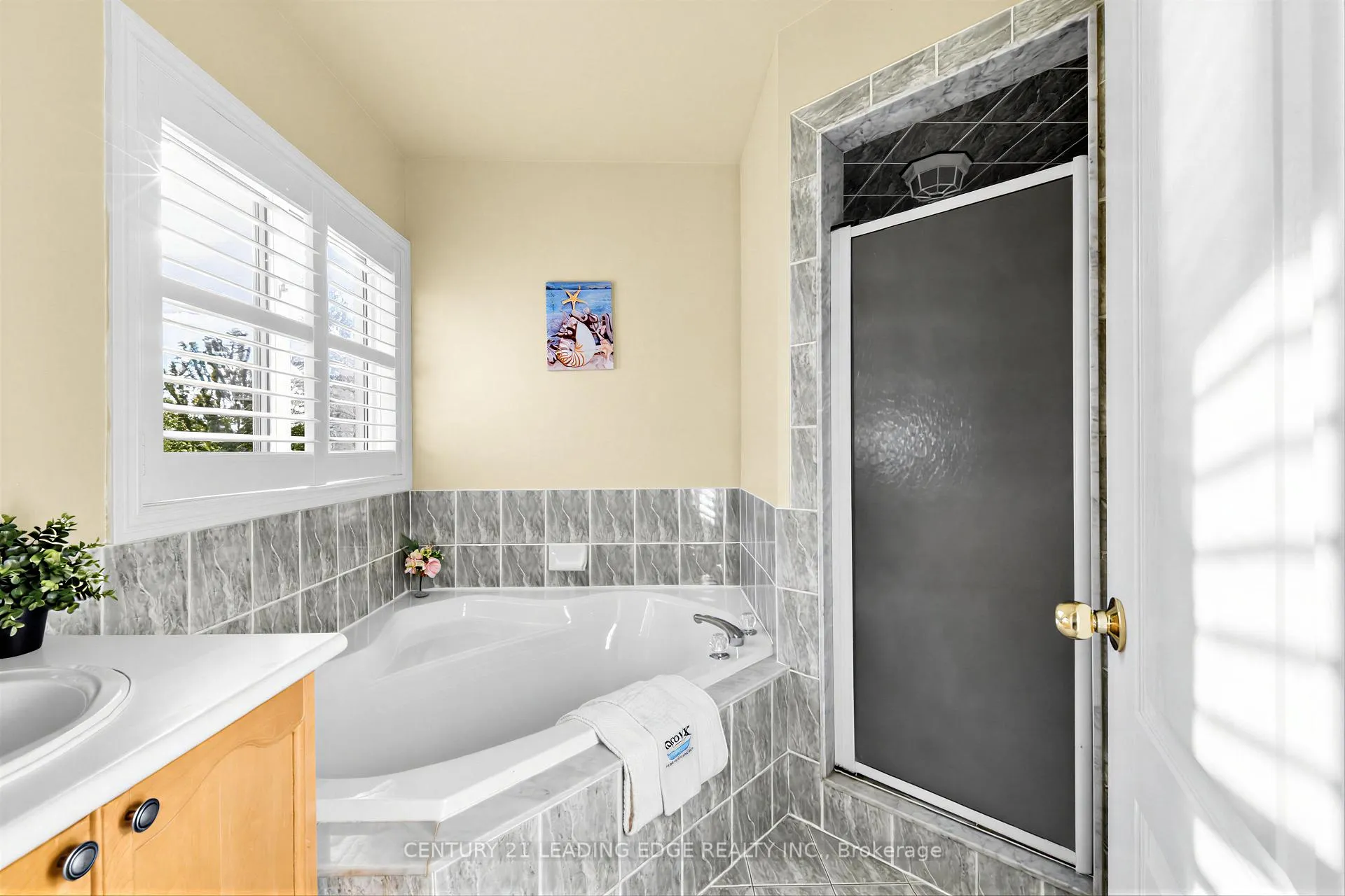 Photo 35 of 40 Rouge Bank Drive, Markham, Legacy — HOMEH