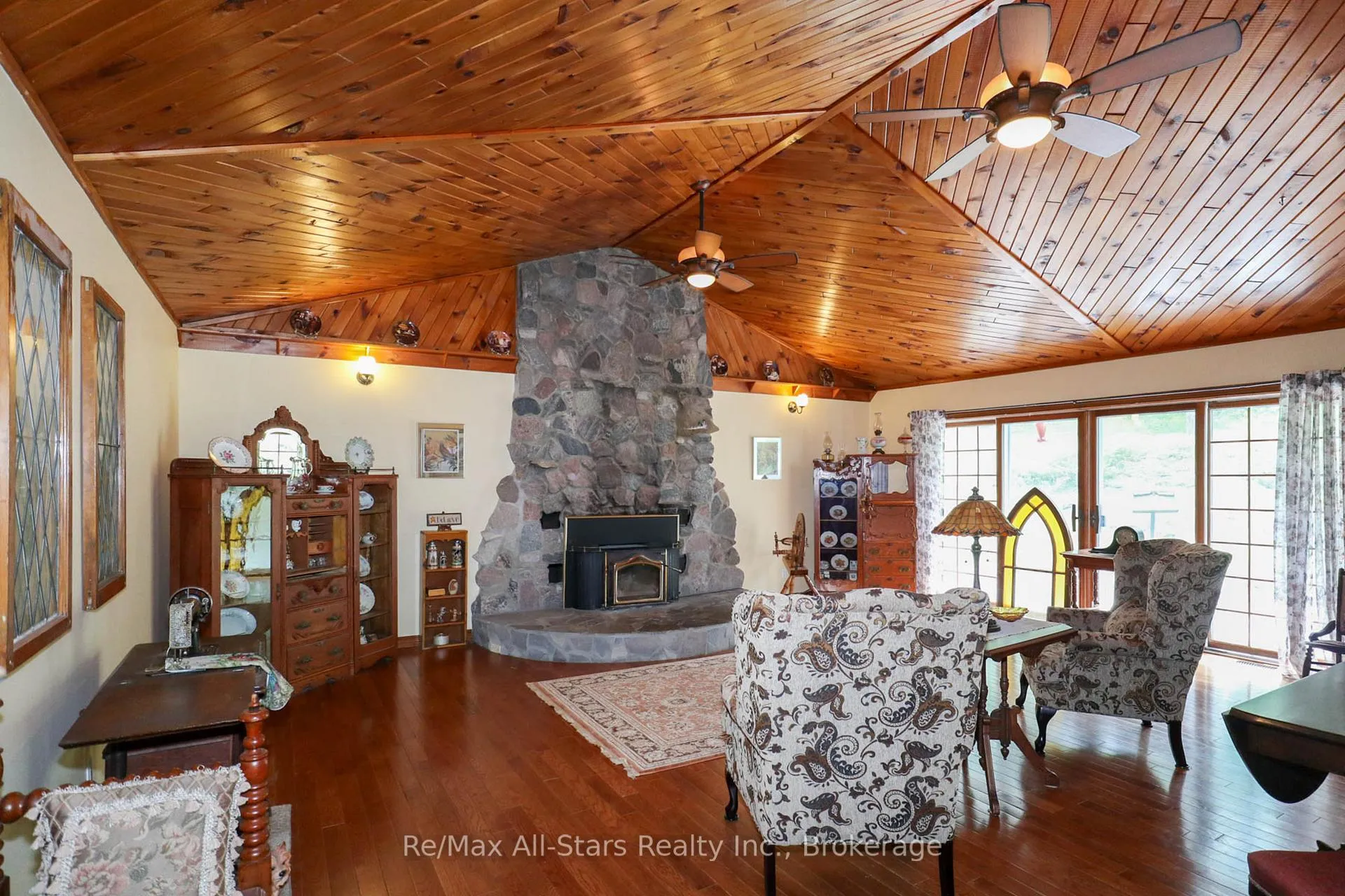Photo 9 of 1474 Fleetwood Road, Kawartha Lakes, Manvers — HOMEH