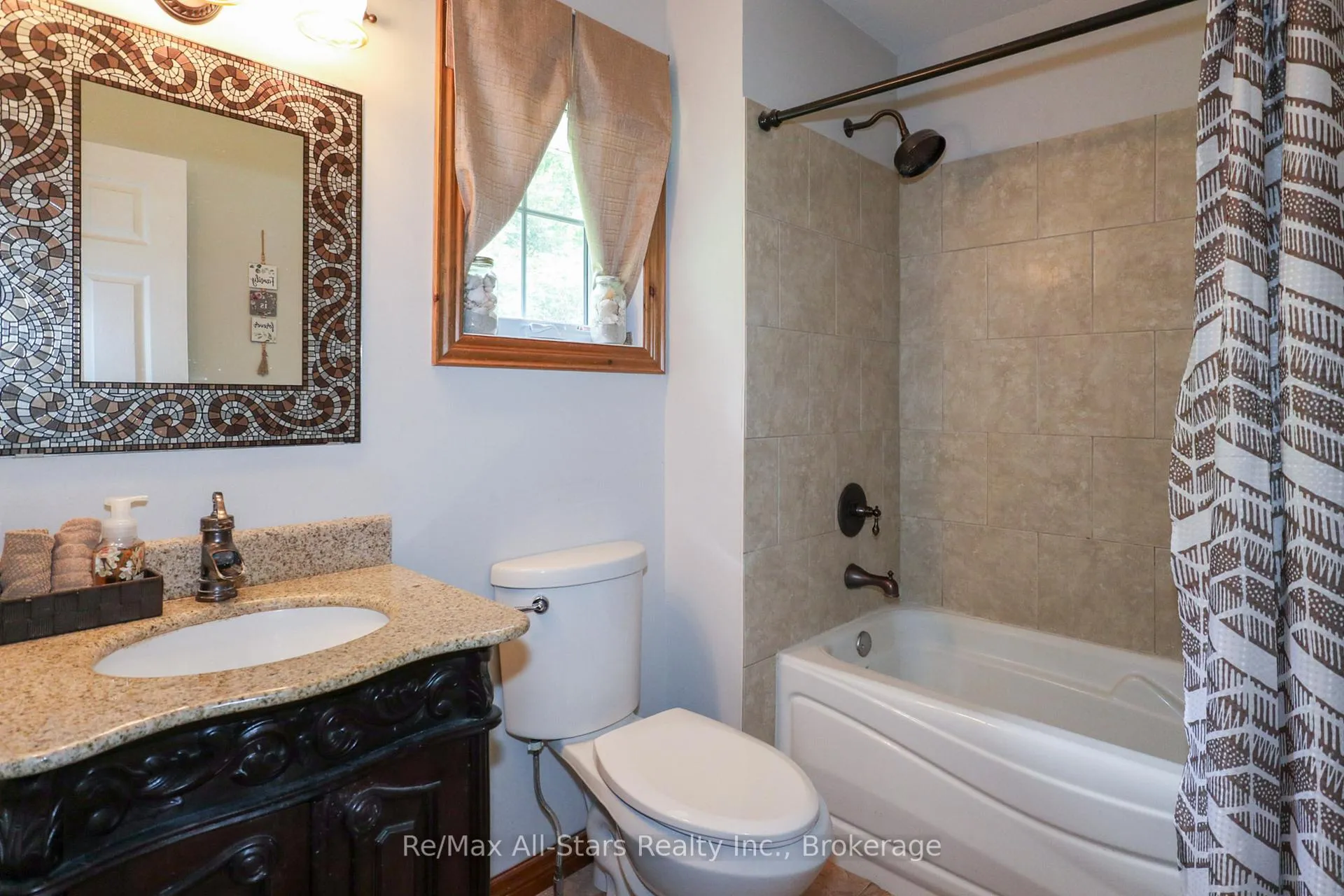 Photo 23 of 1474 Fleetwood Road, Kawartha Lakes, Manvers — HOMEH