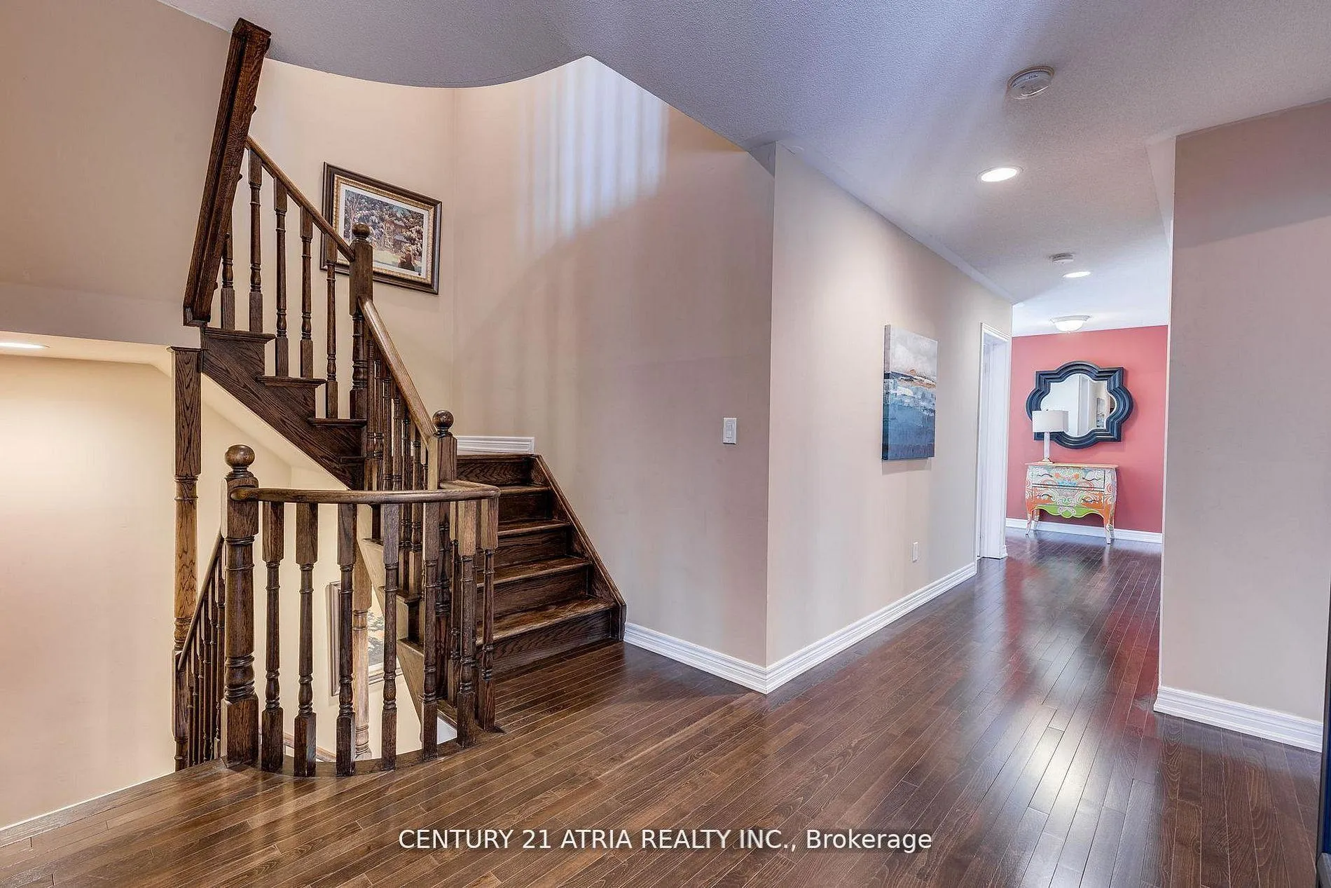 Photo 15 of 23 Weslock Crescent, Aurora, Bayview Northeast — HOMEH