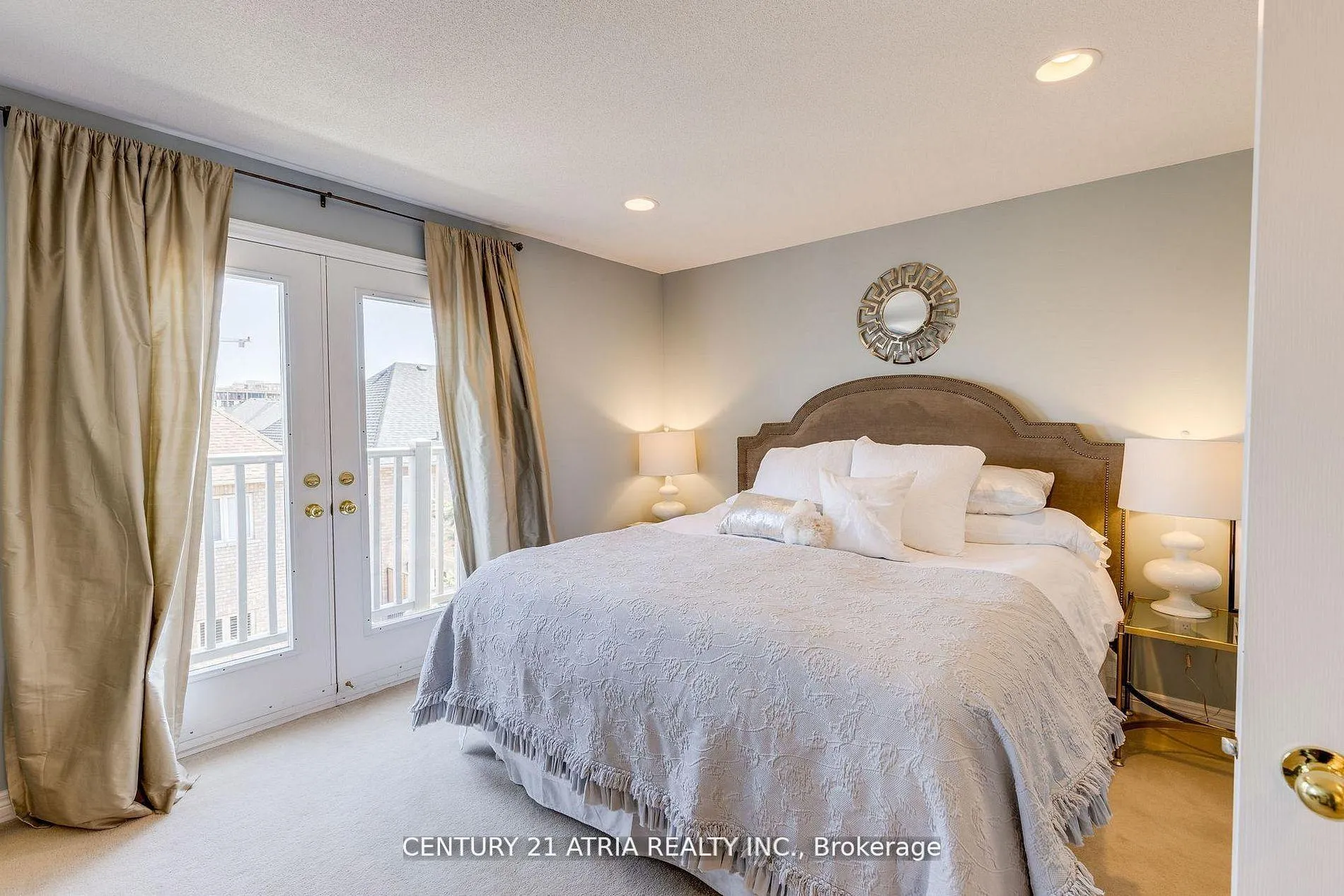 Photo 25 of 23 Weslock Crescent, Aurora, Bayview Northeast — HOMEH