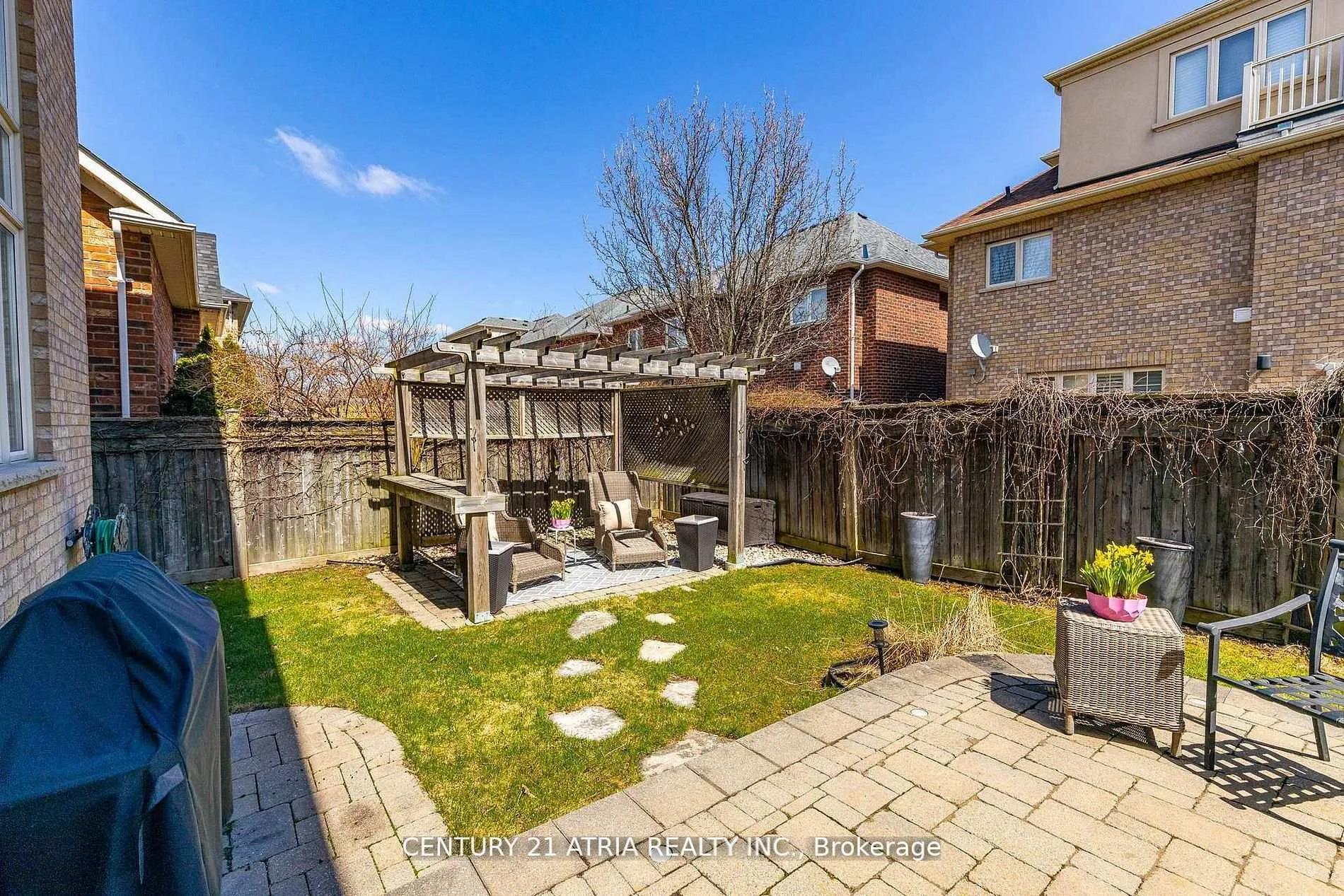 Photo 34 of 23 Weslock Crescent, Aurora, Bayview Northeast — HOMEH