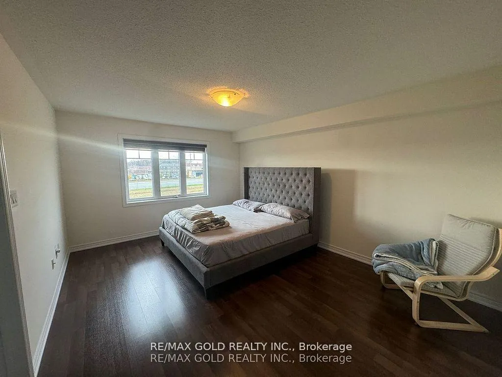 Photo 26 of 244 Sky Harbour Drive, Brampton, Bram West — HOMEH