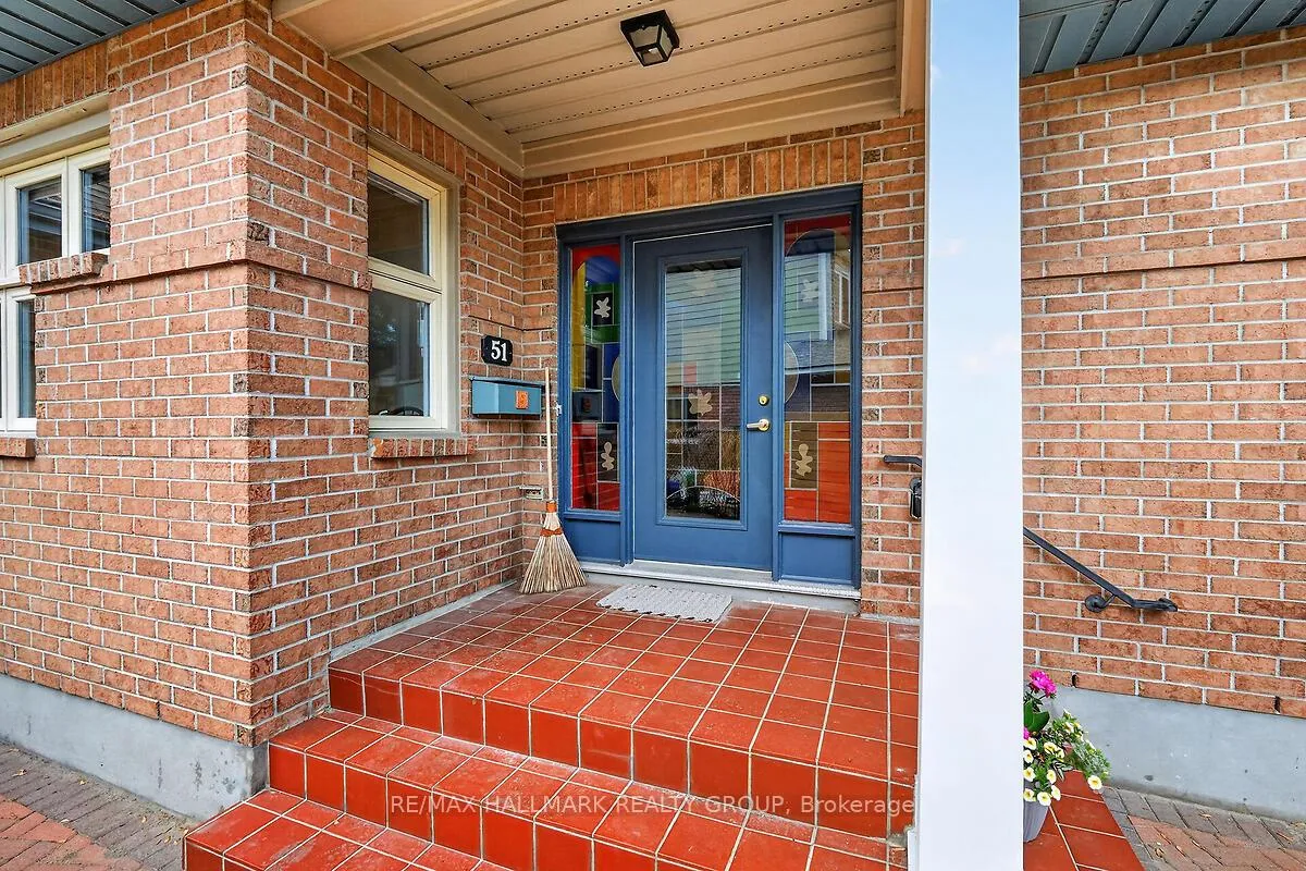 Photo 4 of 51 Castlethorpe Crescent, Ottawa, Centrepointe — HOMEH