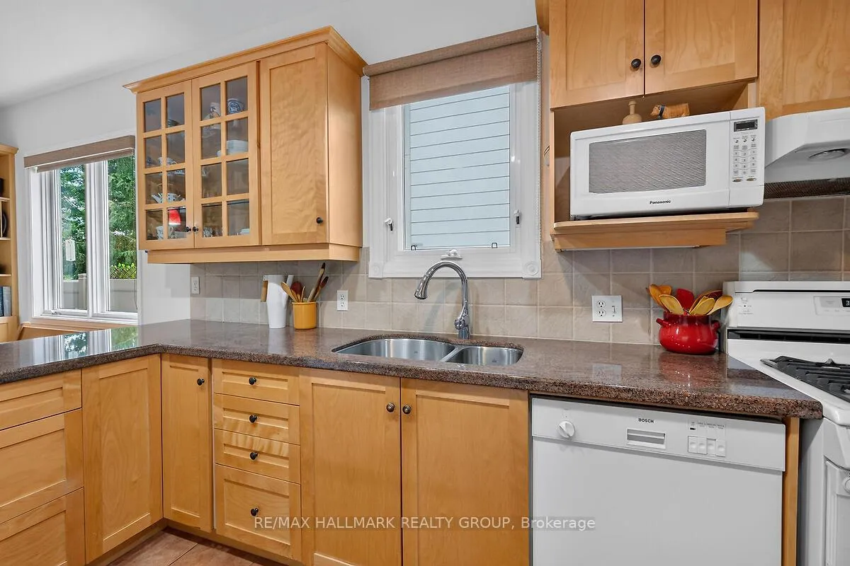 Photo 14 of 51 Castlethorpe Crescent, Ottawa, Centrepointe — HOMEH