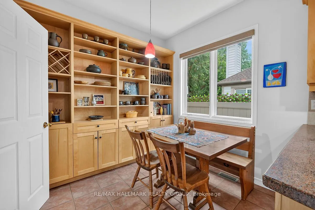 Photo 15 of 51 Castlethorpe Crescent, Ottawa, Centrepointe — HOMEH