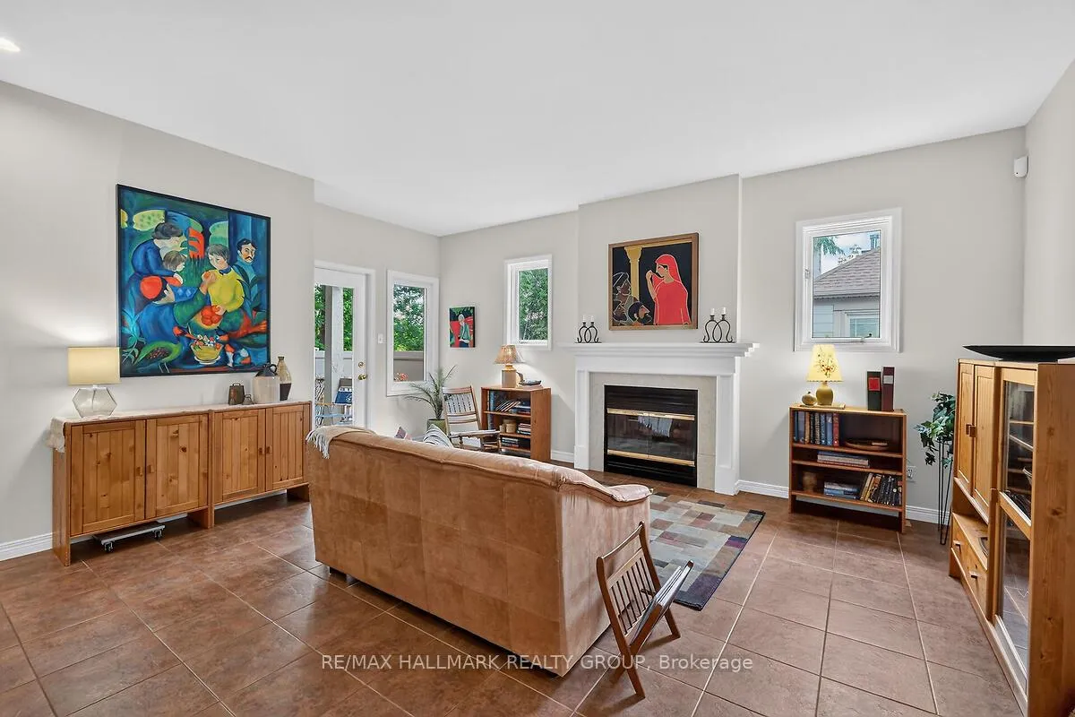 Photo 17 of 51 Castlethorpe Crescent, Ottawa, Centrepointe — HOMEH