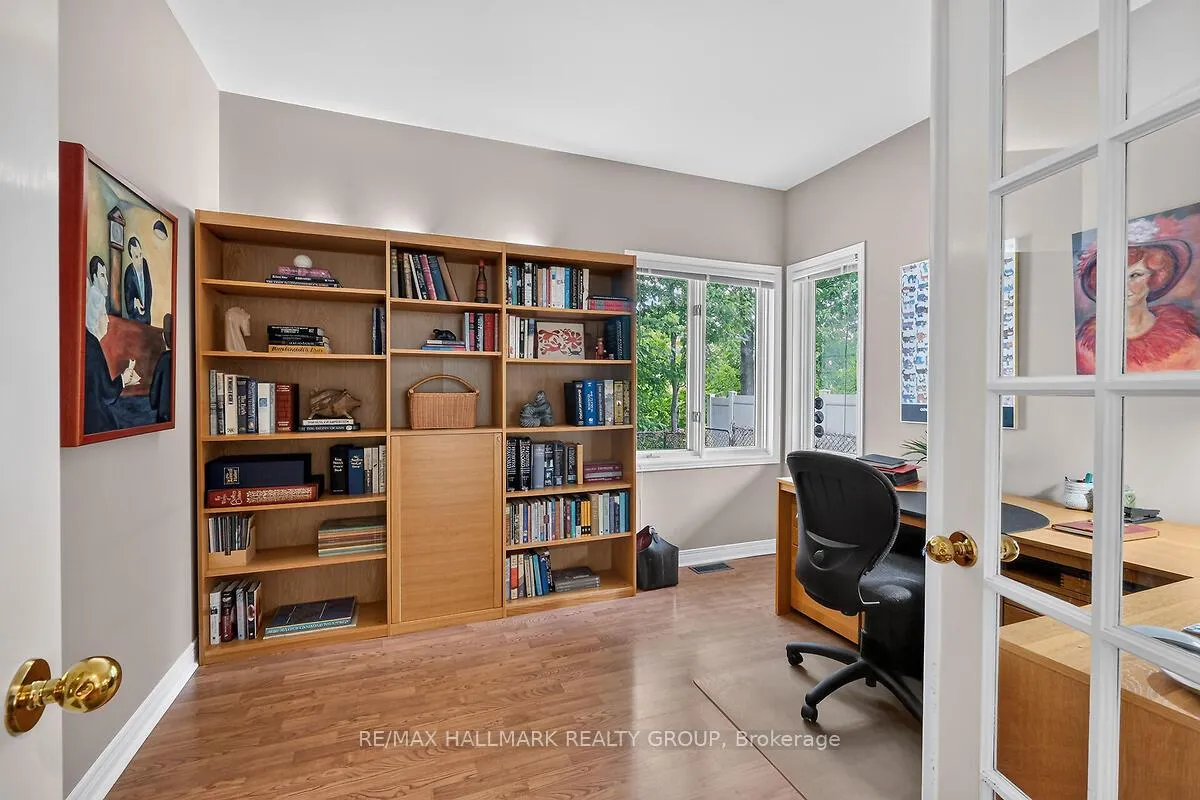 Photo 21 of 51 Castlethorpe Crescent, Ottawa, Centrepointe — HOMEH