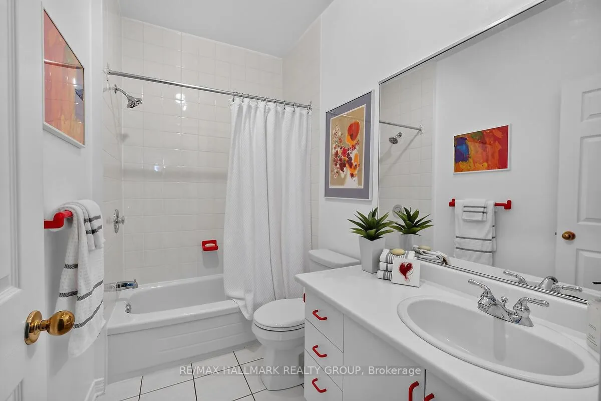 Photo 23 of 51 Castlethorpe Crescent, Ottawa, Centrepointe — HOMEH