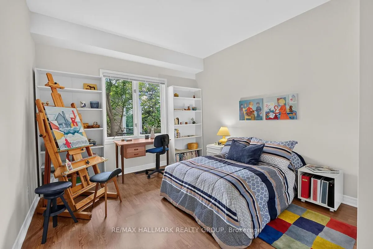 Photo 24 of 51 Castlethorpe Crescent, Ottawa, Centrepointe — HOMEH