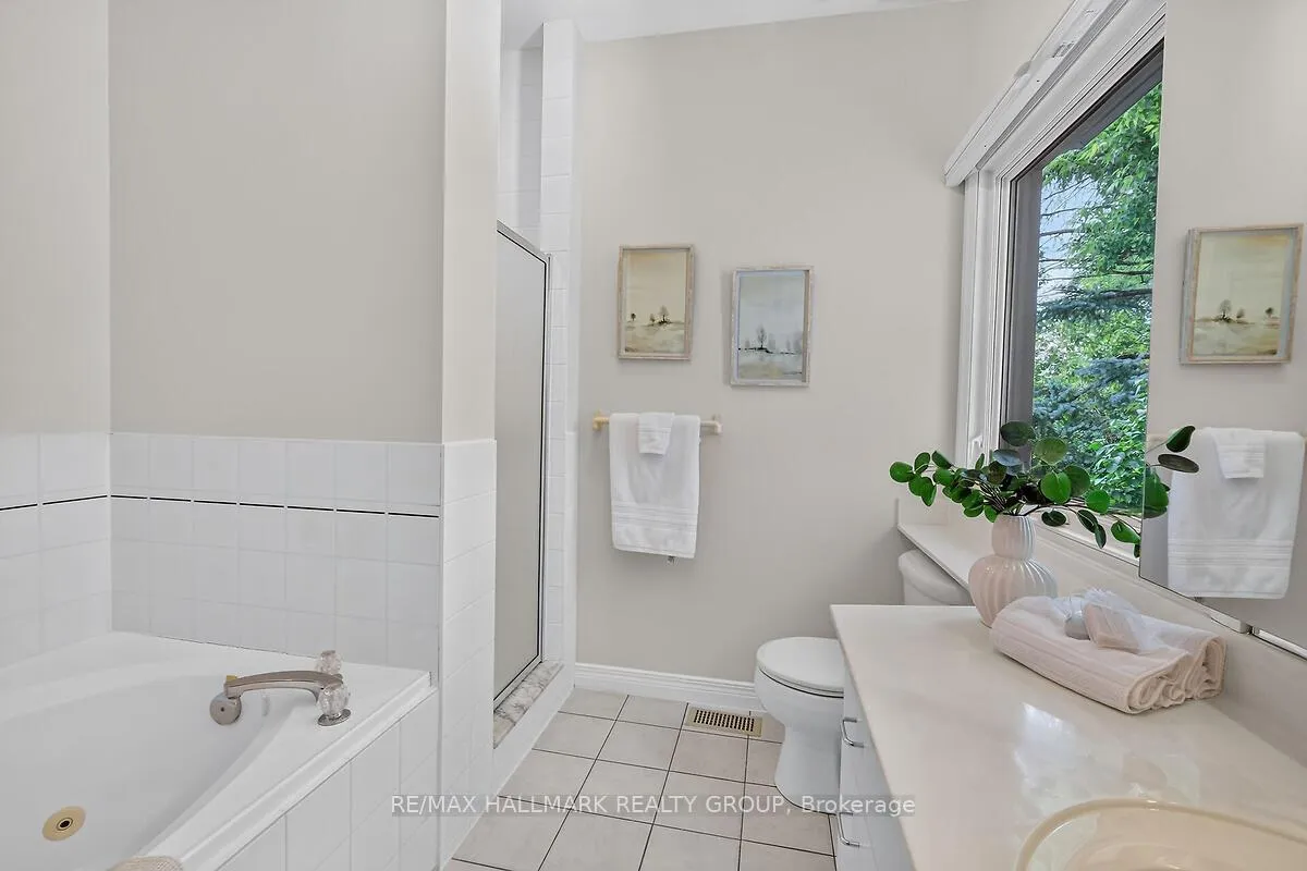 Photo 31 of 51 Castlethorpe Crescent, Ottawa, Centrepointe — HOMEH