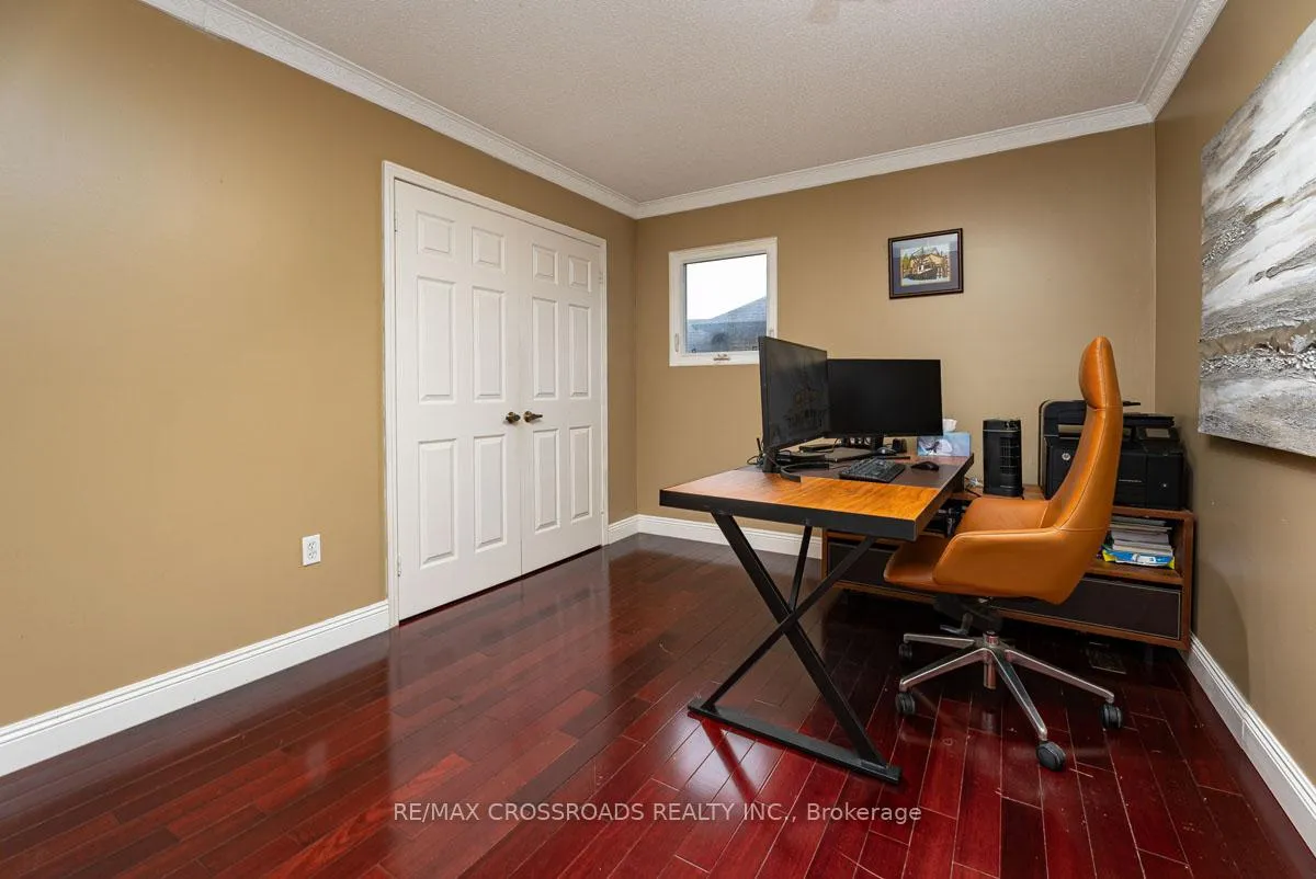 Photo 25 of 16 Heisey Drive, Markham, Markham Village — HOMEH