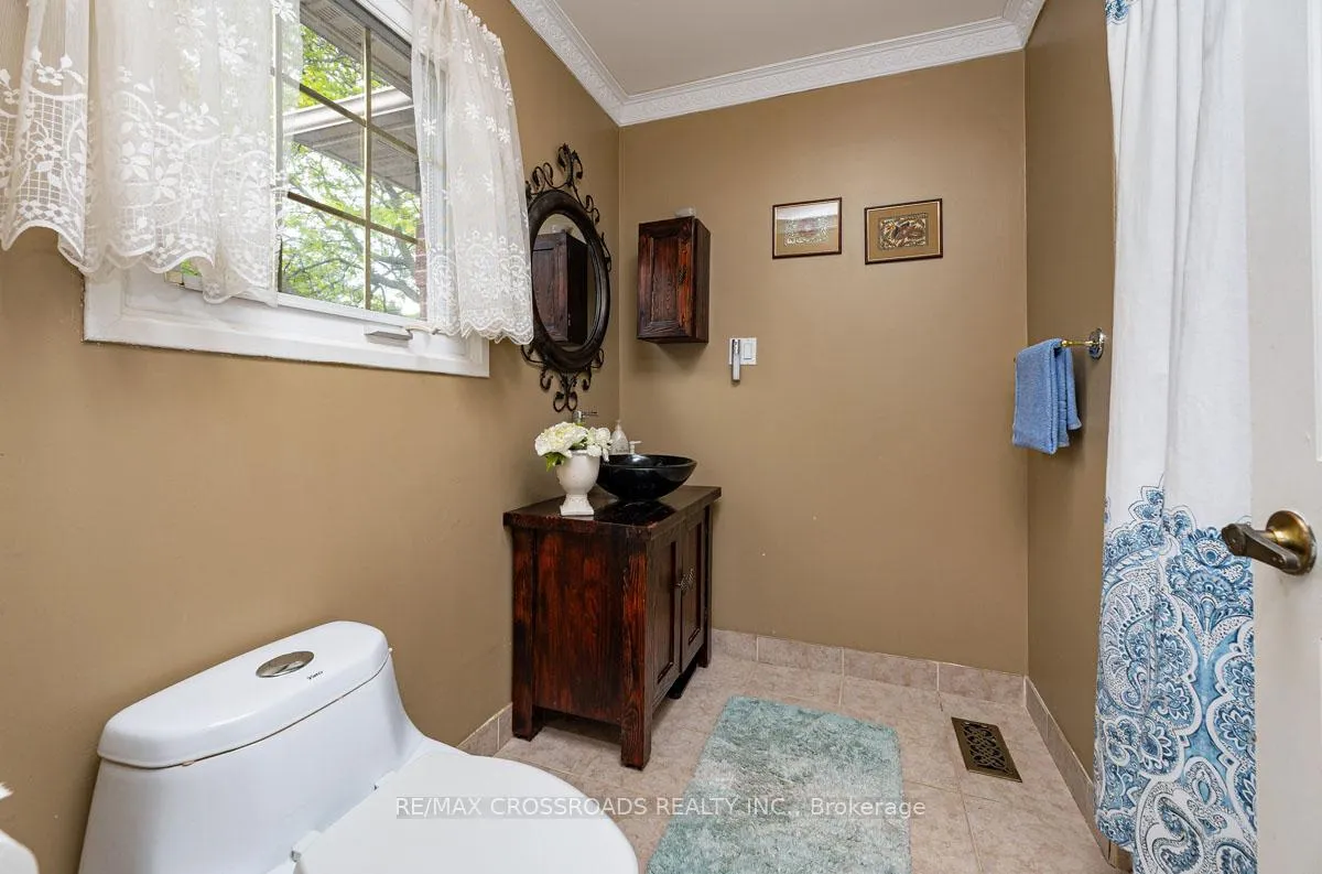 Photo 30 of 16 Heisey Drive, Markham, Markham Village — HOMEH
