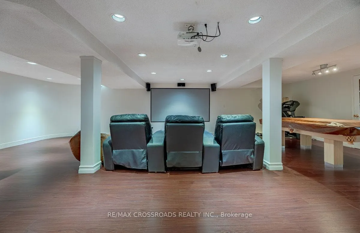 Photo 35 of 16 Heisey Drive, Markham, Markham Village — HOMEH
