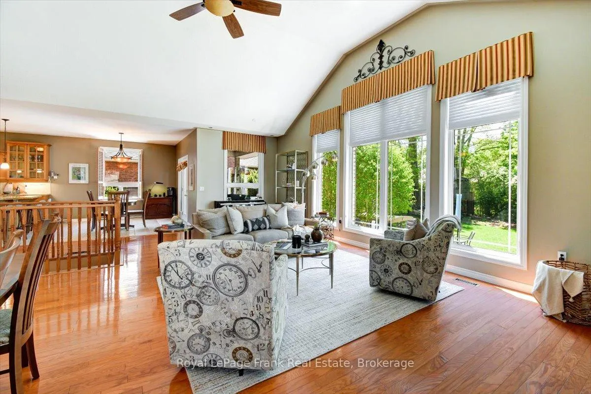 Photo 7 of 743 Fortye Drive, Peterborough, Otonabee Ward 1 — HOMEH