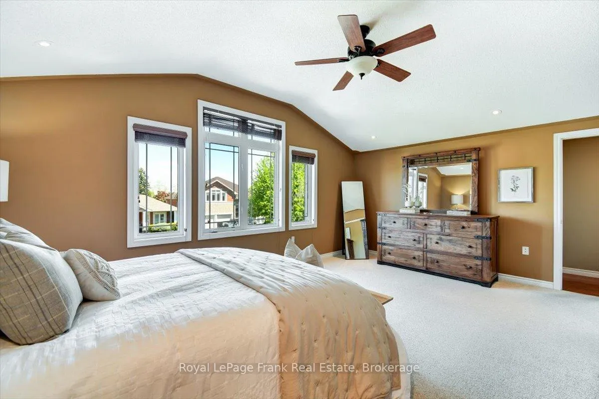 Photo 18 of 743 Fortye Drive, Peterborough, Otonabee Ward 1 — HOMEH