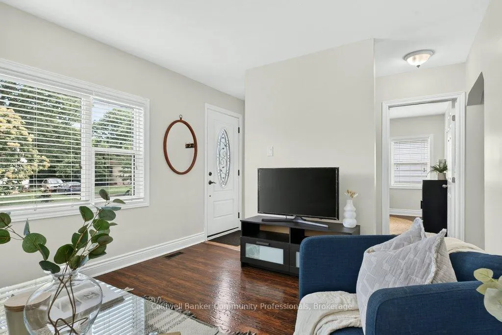 Photo 9 of 720 Britannia Avenue, Hamilton, McQuesten — HOMEH