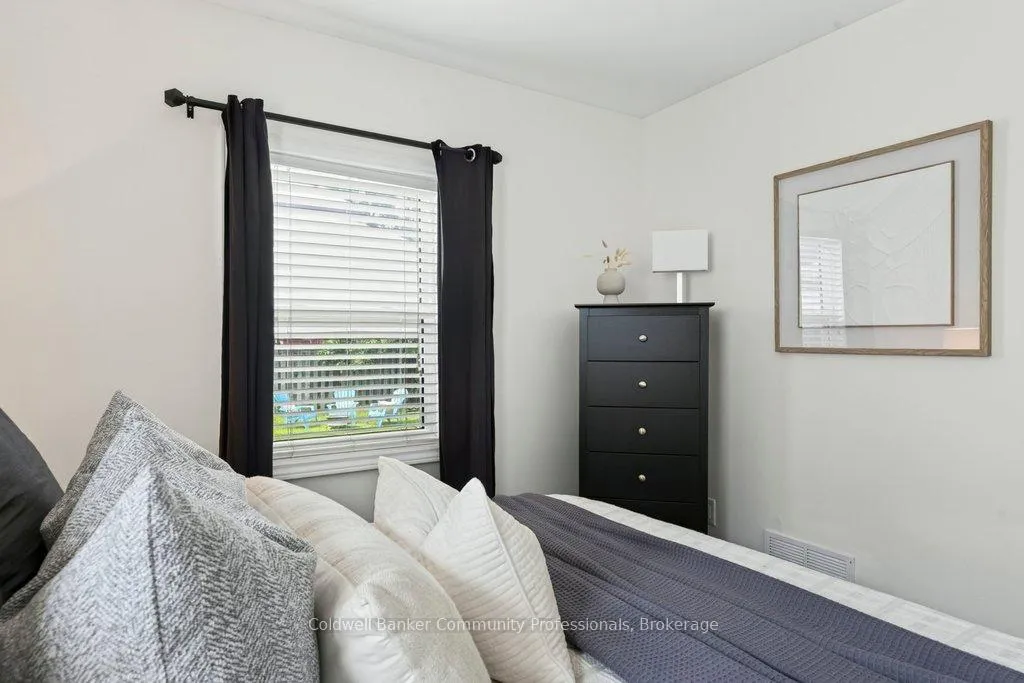 Photo 14 of 720 Britannia Avenue, Hamilton, McQuesten — HOMEH