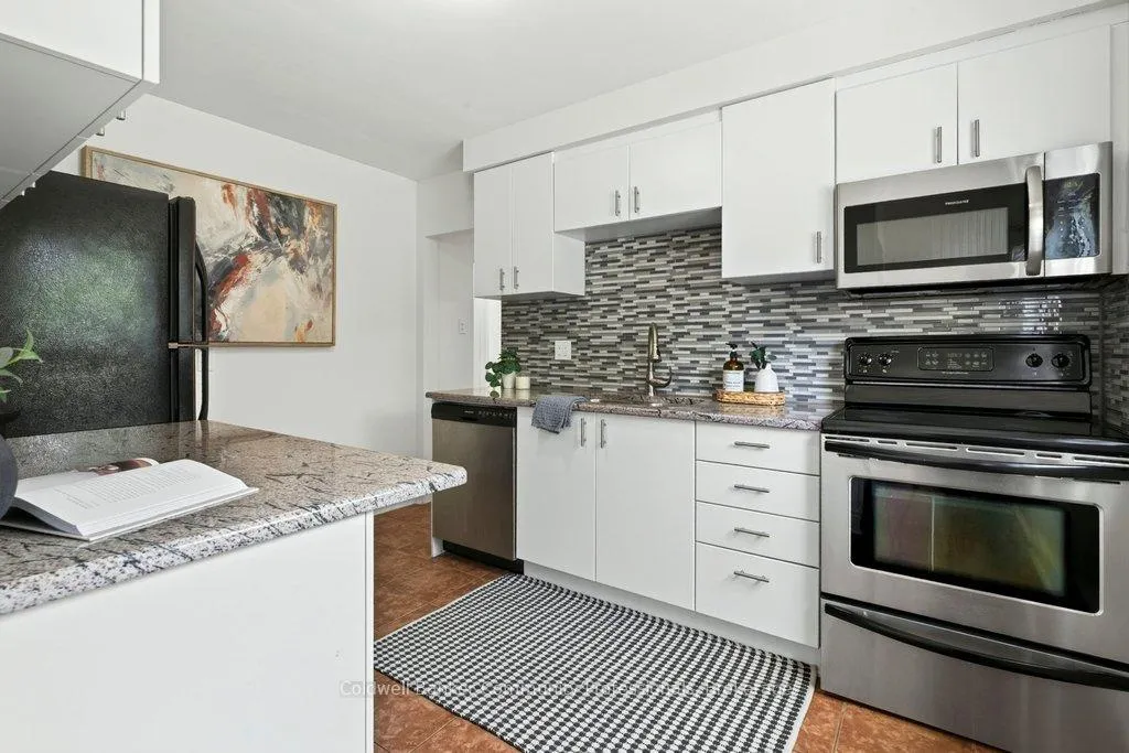 Photo 19 of 720 Britannia Avenue, Hamilton, McQuesten — HOMEH