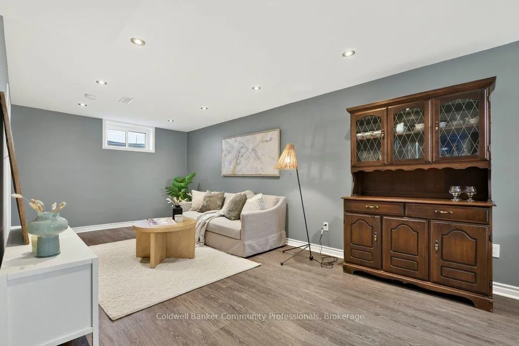 Photo 23 of 720 Britannia Avenue, Hamilton, McQuesten — HOMEH