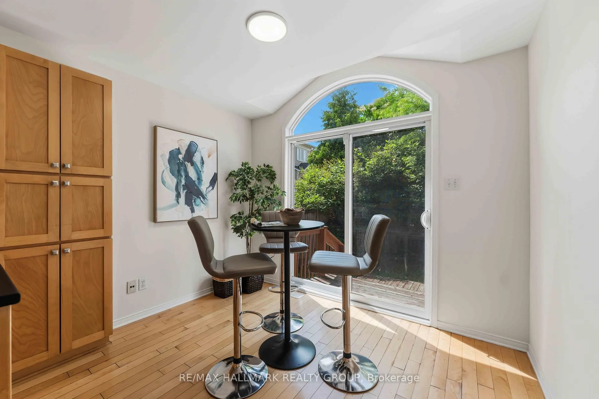 Photo 13 of 466 Citadel Crescent, Ottawa, Barrhaven - Strandherd — HOMEH