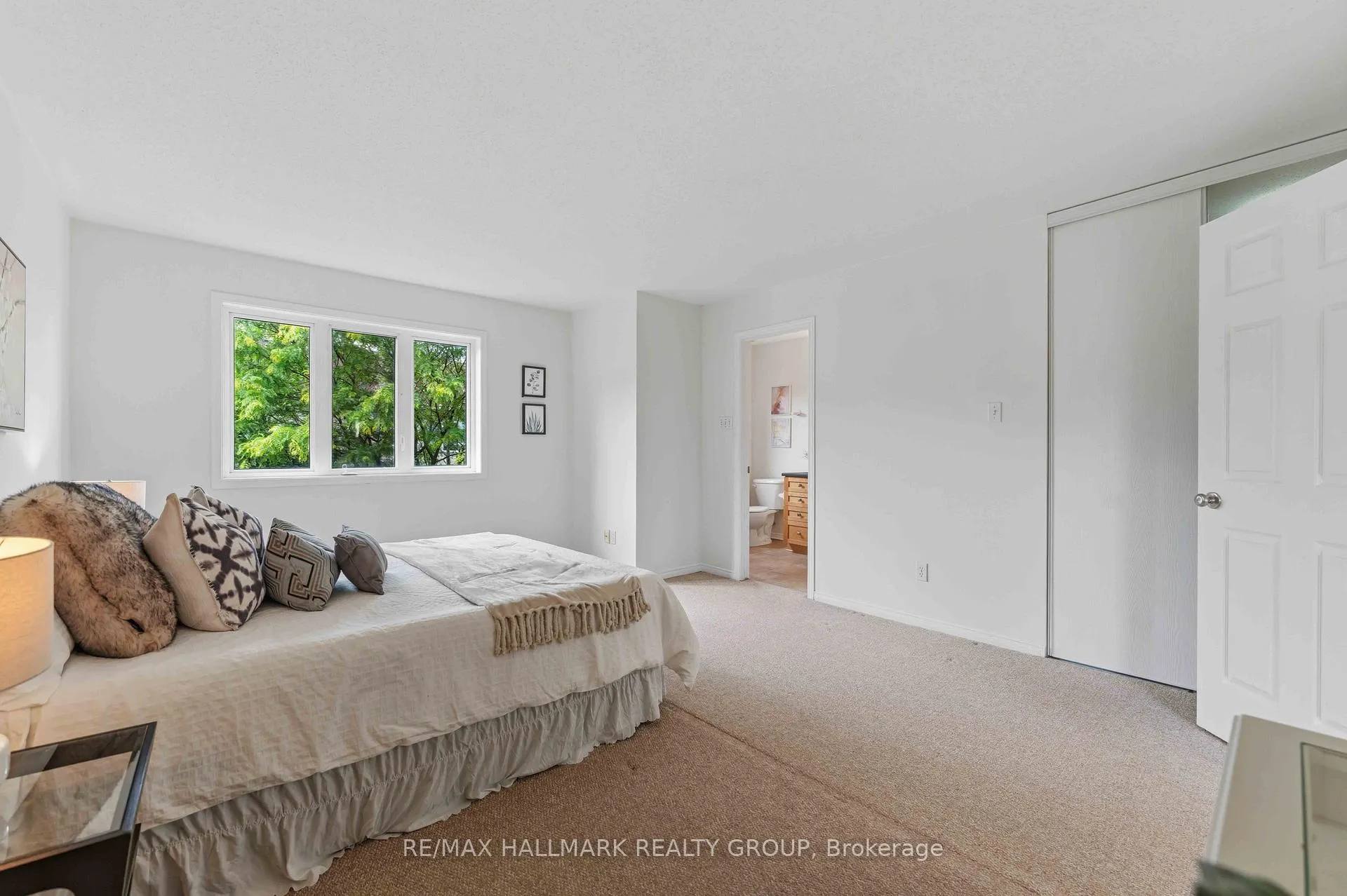 Photo 17 of 466 Citadel Crescent, Ottawa, Barrhaven - Strandherd — HOMEH