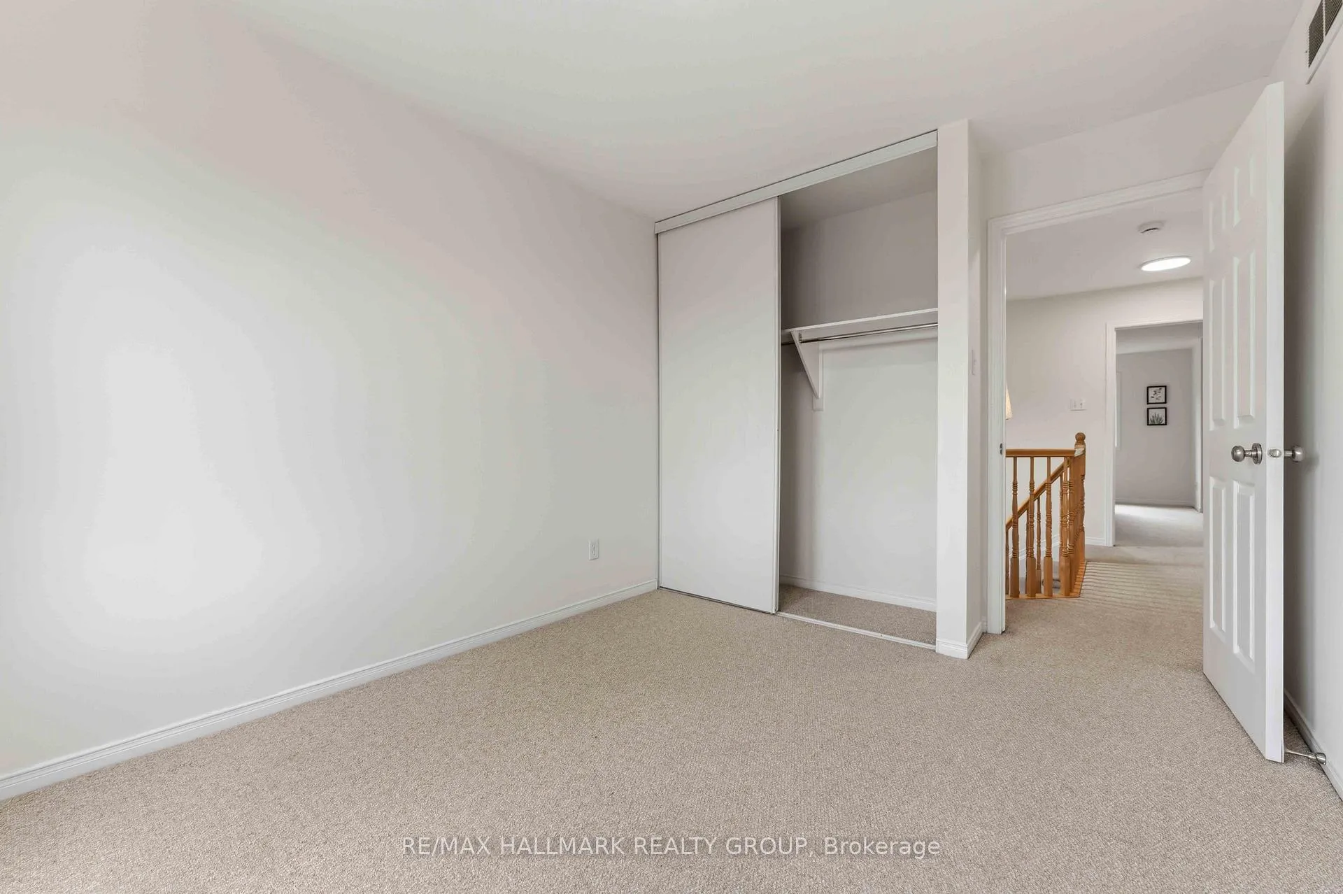 Photo 29 of 466 Citadel Crescent, Ottawa, Barrhaven - Strandherd — HOMEH