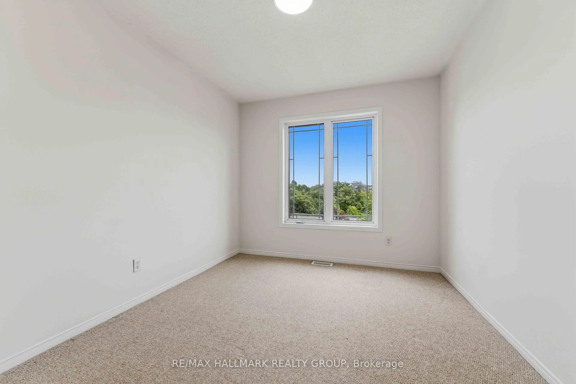 Photo 30 of 466 Citadel Crescent, Ottawa, Barrhaven - Strandherd — HOMEH