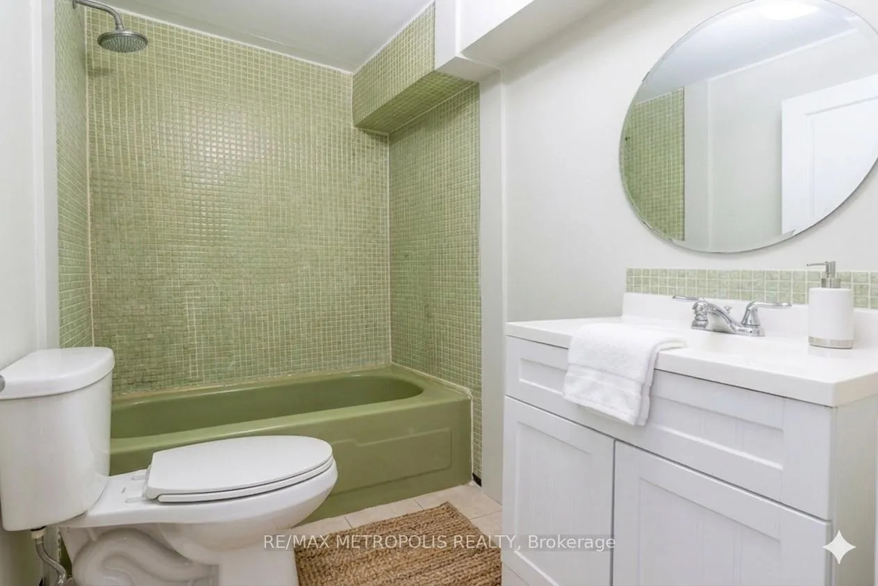 Photo 7 of 853 Douglas Avenue, Pickering, Bay Ridges — HOMEH