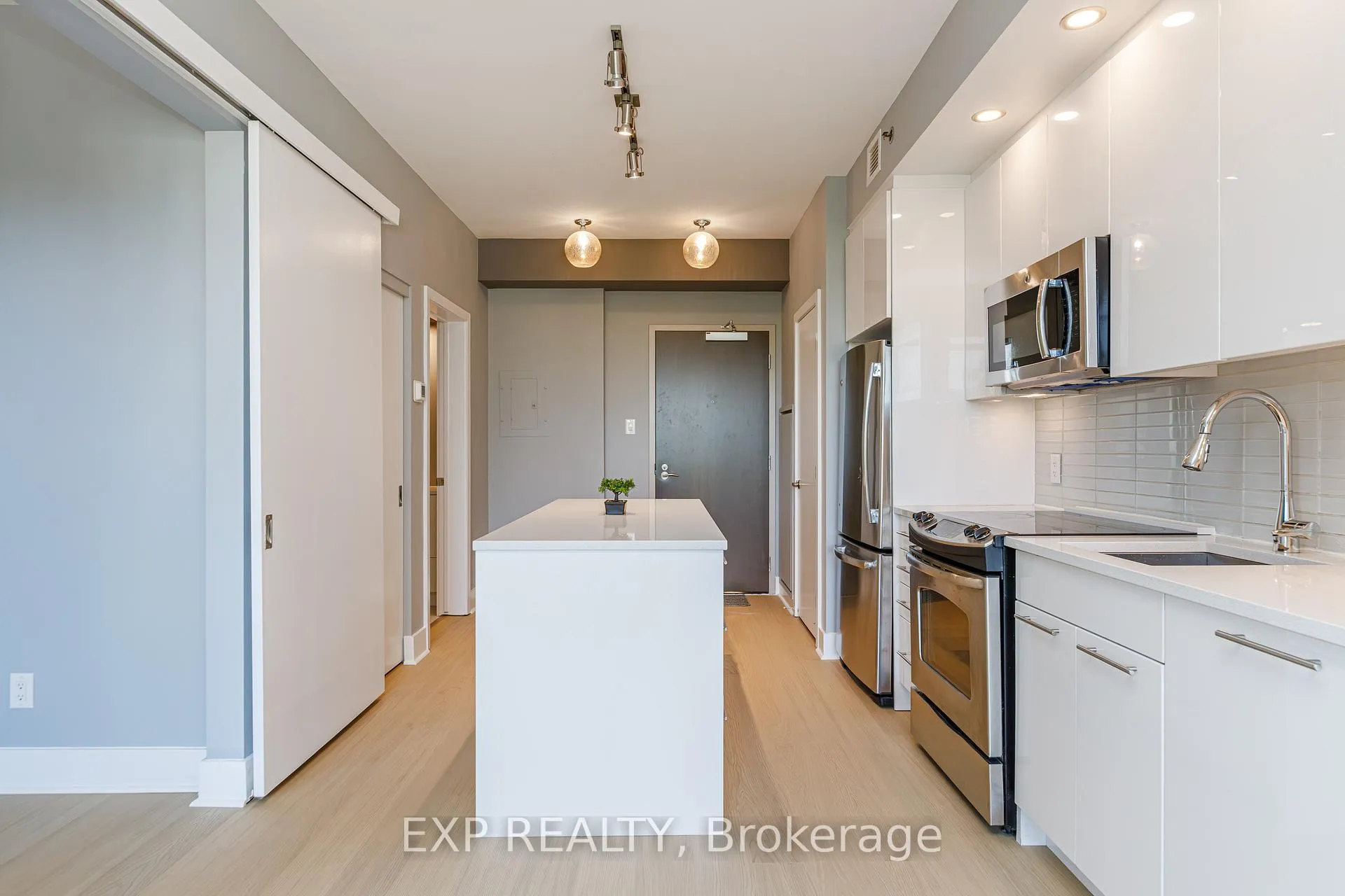 Photo 4 of Unit 209, 88 Richmond Road, Ottawa, Westboro/Hampton Park — HOMEH
