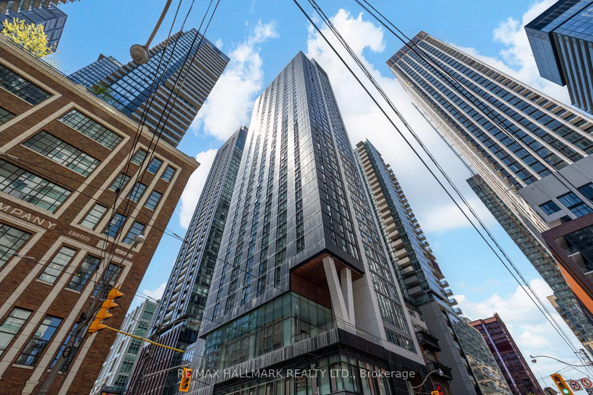 Photo 1 of Unit 906, 357 King Street W, Toronto, Waterfront Communities — HOMEH