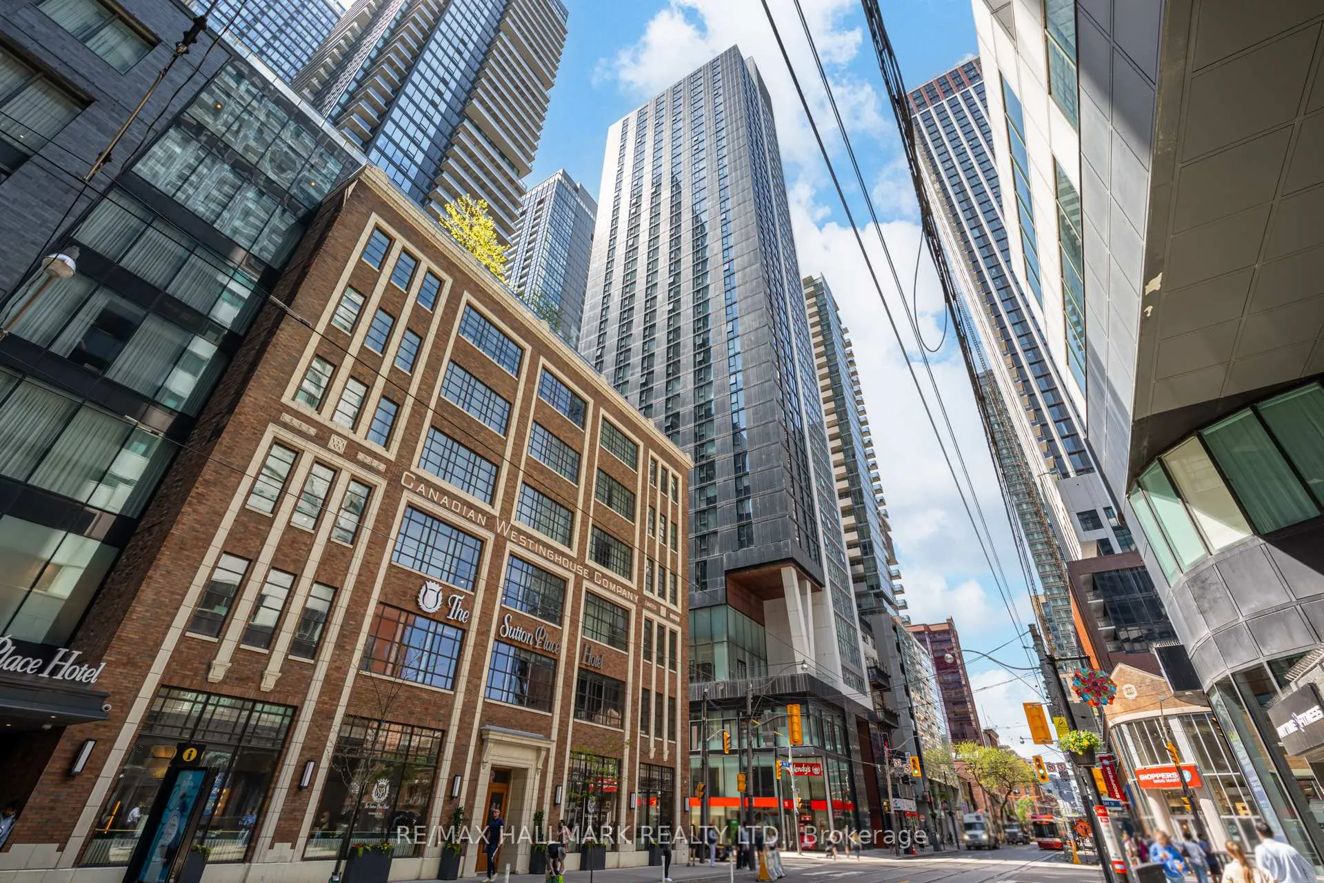 Photo 3 of Unit 906, 357 King Street W, Toronto, Waterfront Communities — HOMEH