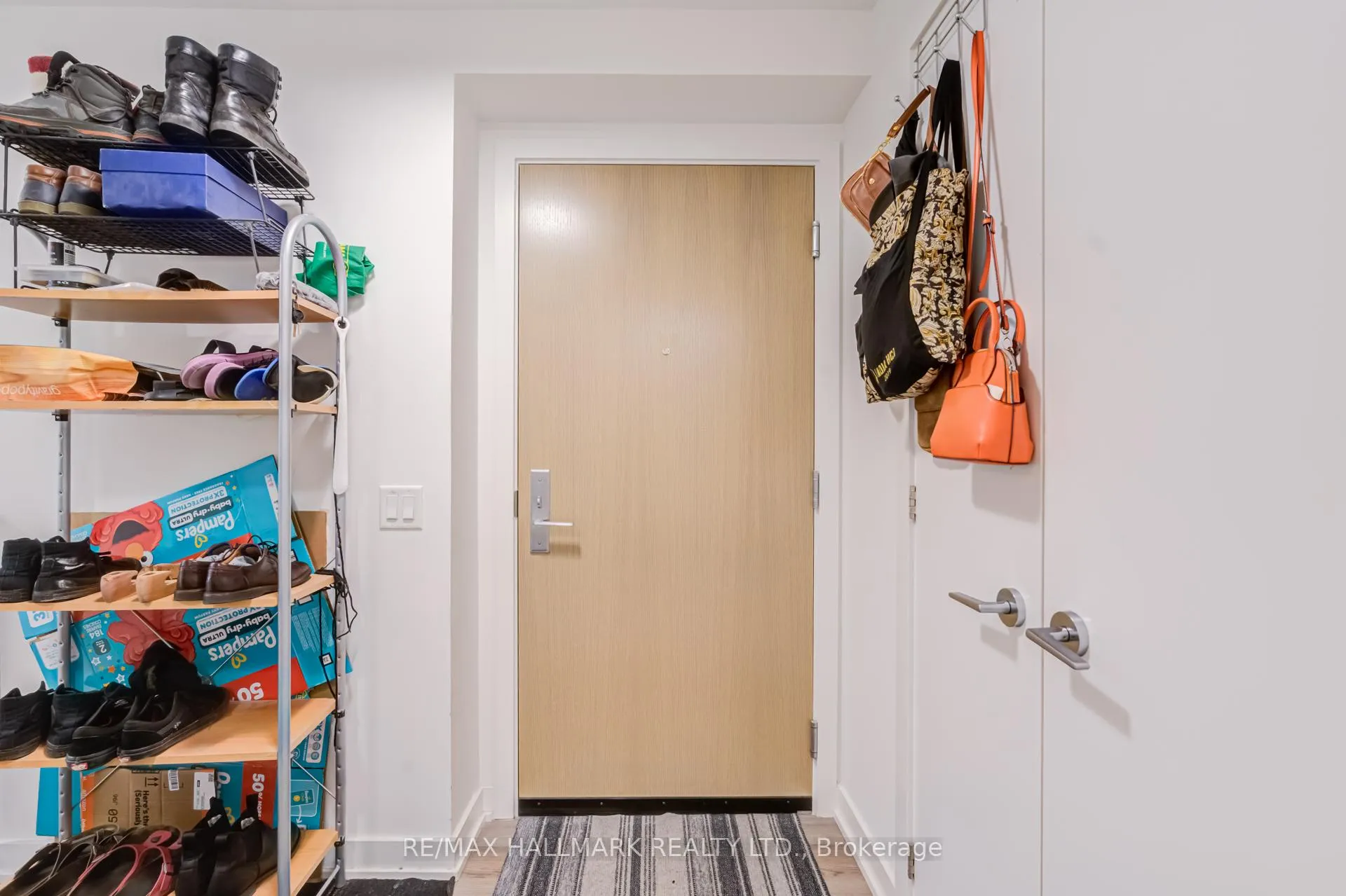 Photo 9 of Unit 906, 357 King Street W, Toronto, Waterfront Communities — HOMEH