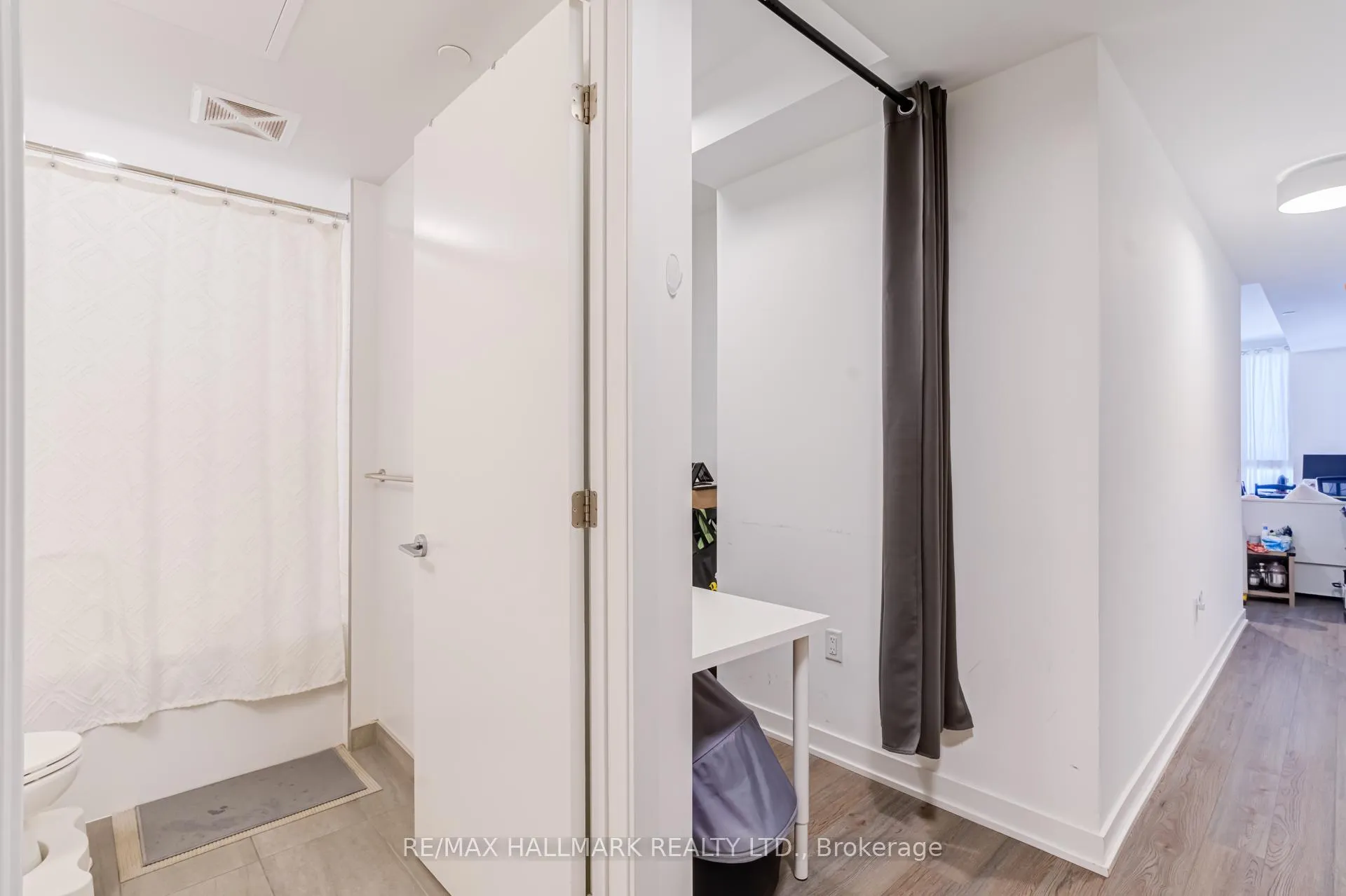 Photo 24 of Unit 906, 357 King Street W, Toronto, Waterfront Communities — HOMEH