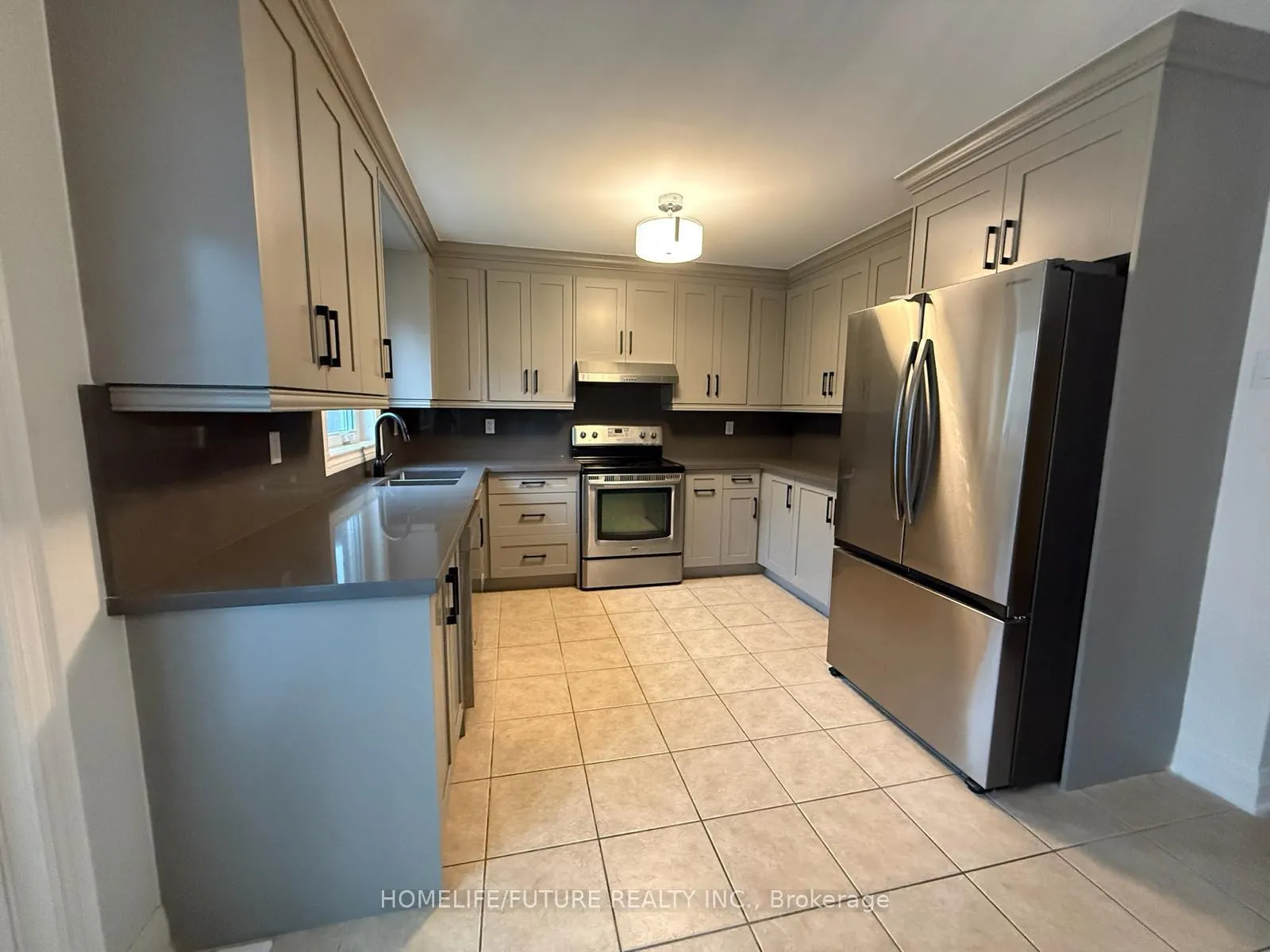Photo 23 of 31 Middlecote Drive, Ajax, Northeast Ajax — HOMEH
