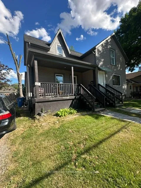 Photo 4 of 102 Gray Street, Chatham-Kent — HOMEH