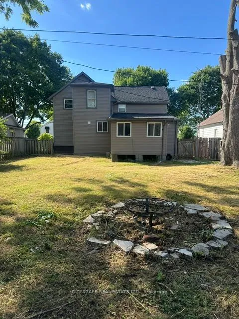 Photo 29 of 102 Gray Street, Chatham-Kent — HOMEH