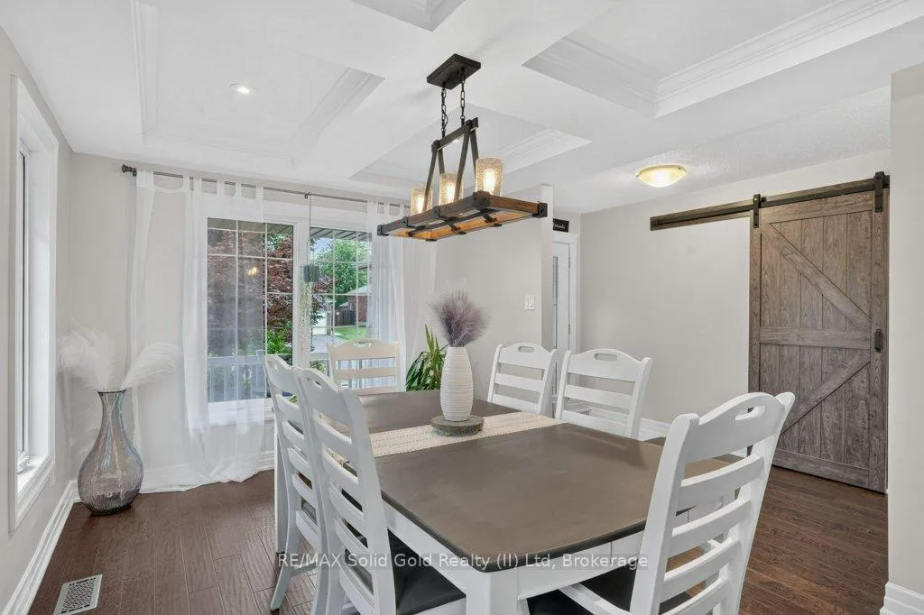 Photo 5 of 51 Westcliff Way, Cambridge, Blair Road — HOMEH