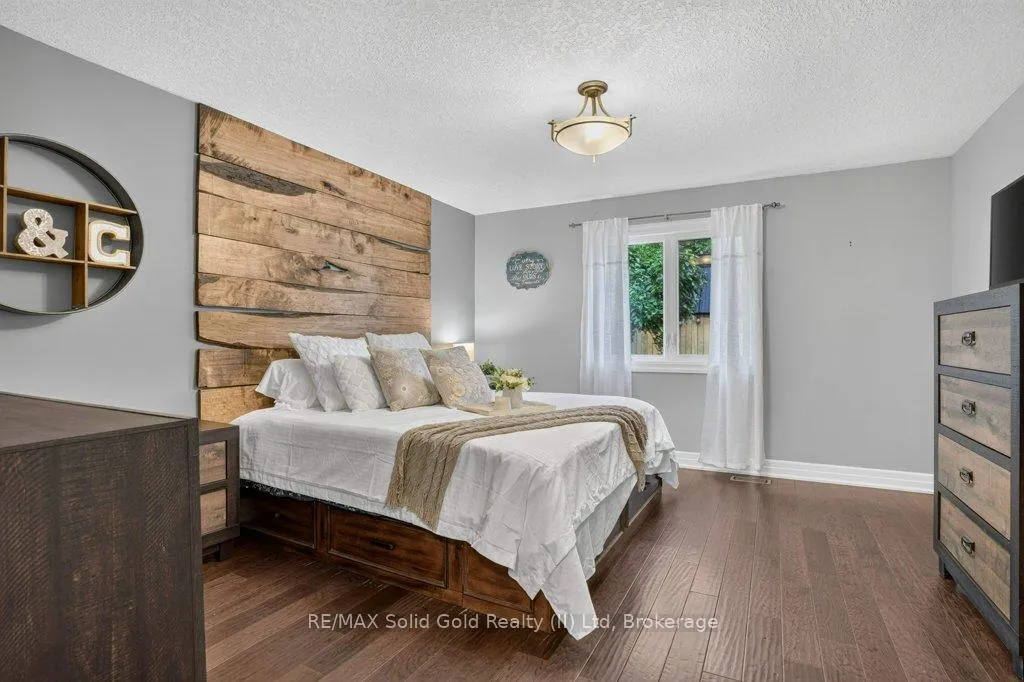 Photo 18 of 51 Westcliff Way, Cambridge, Blair Road — HOMEH