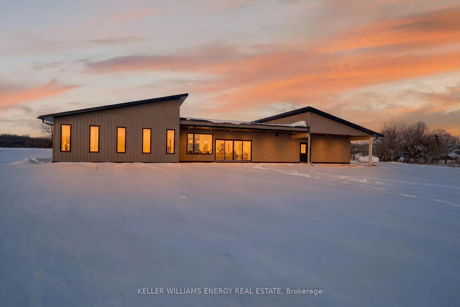 Photo 3 of 293 Kelly Road, Prince Edward County, Athol Ward — HOMEH