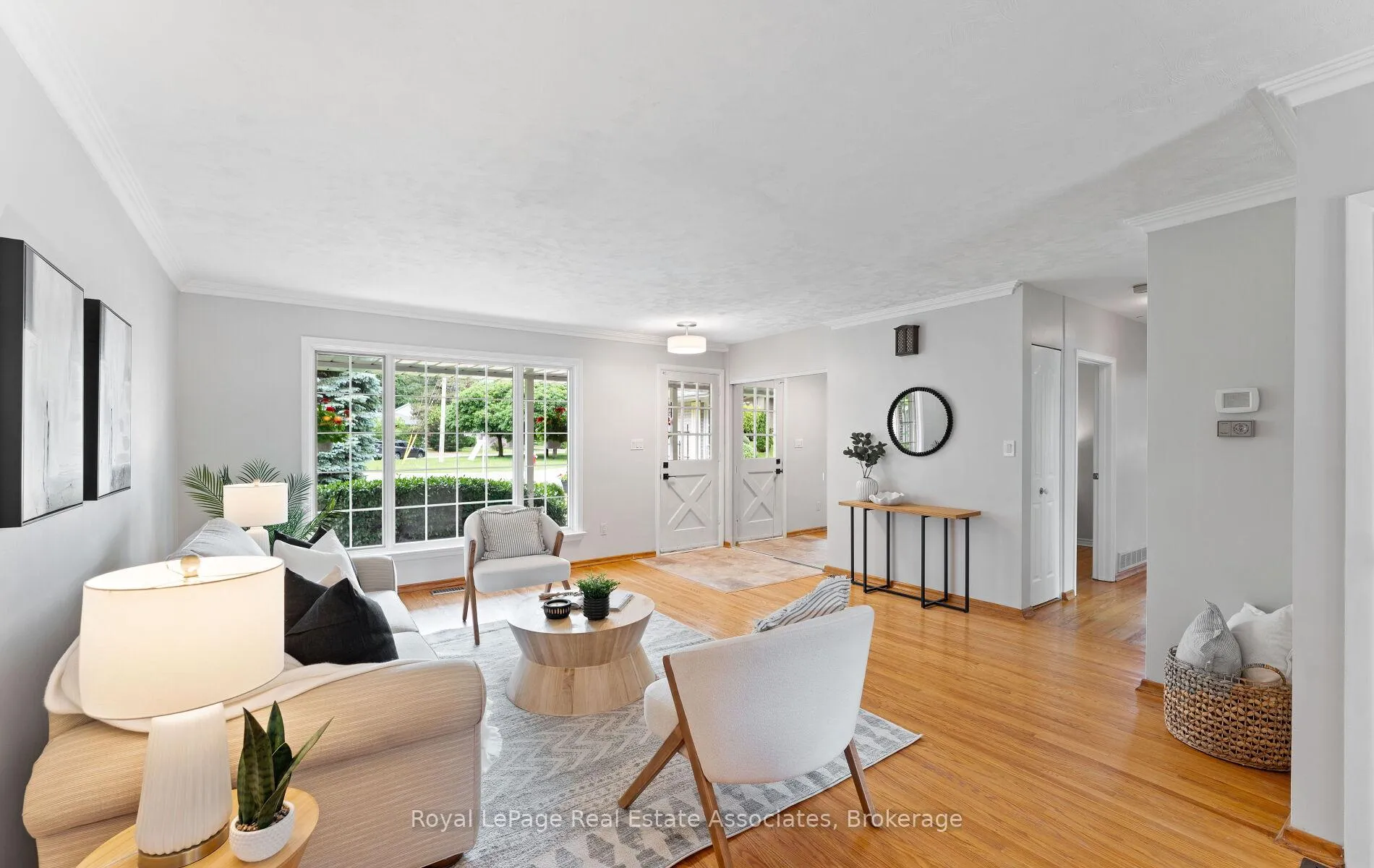 Photo 7 of 3071 Ballydown Crescent, Mississauga, Erindale — HOMEH
