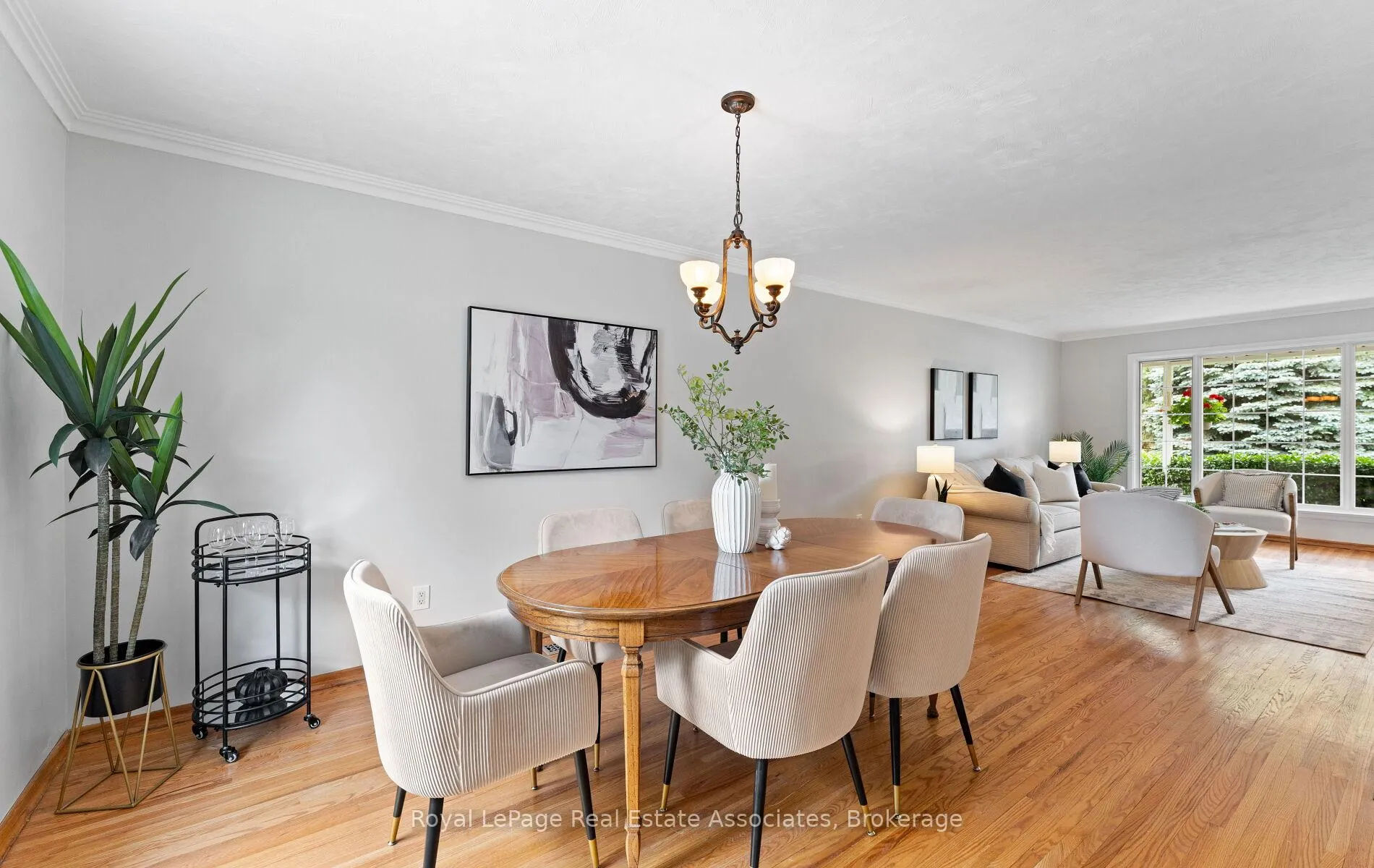 Photo 9 of 3071 Ballydown Crescent, Mississauga, Erindale — HOMEH