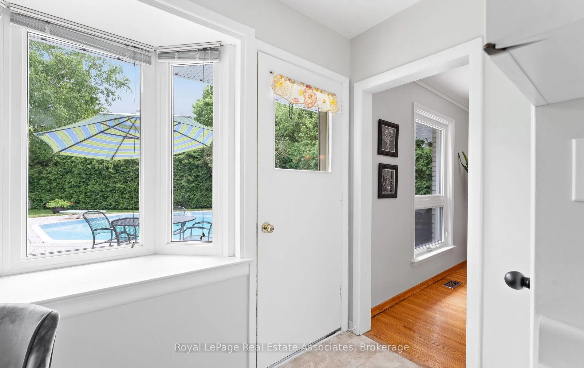 Photo 14 of 3071 Ballydown Crescent, Mississauga, Erindale — HOMEH