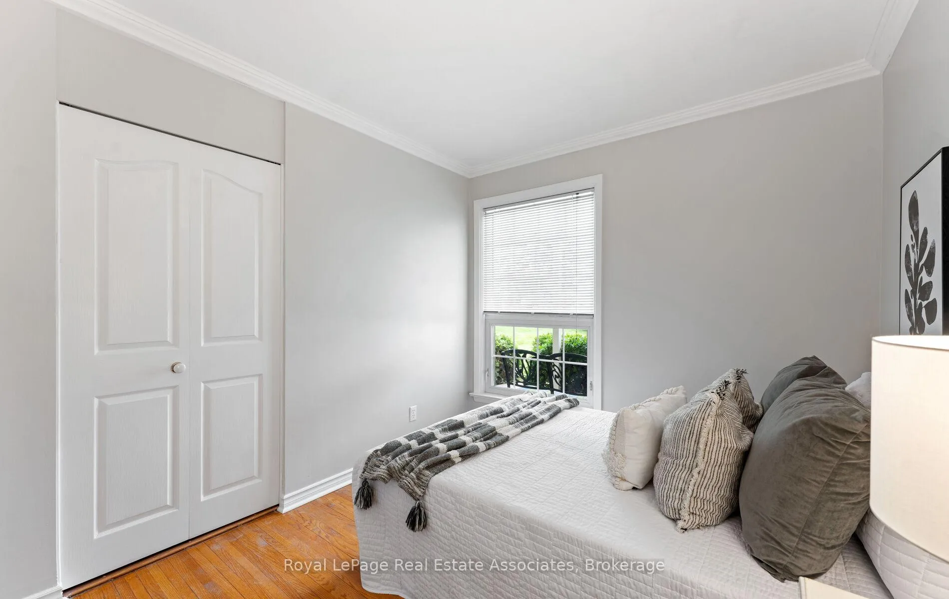 Photo 21 of 3071 Ballydown Crescent, Mississauga, Erindale — HOMEH