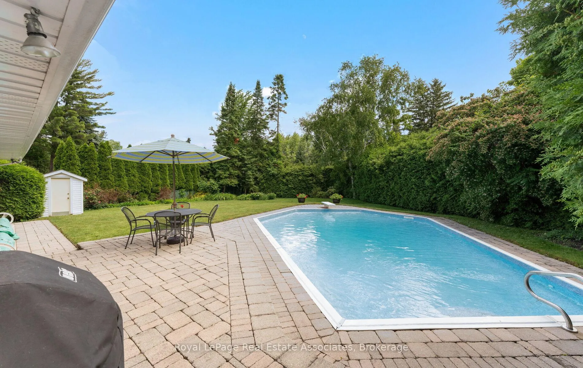 Photo 33 of 3071 Ballydown Crescent, Mississauga, Erindale — HOMEH