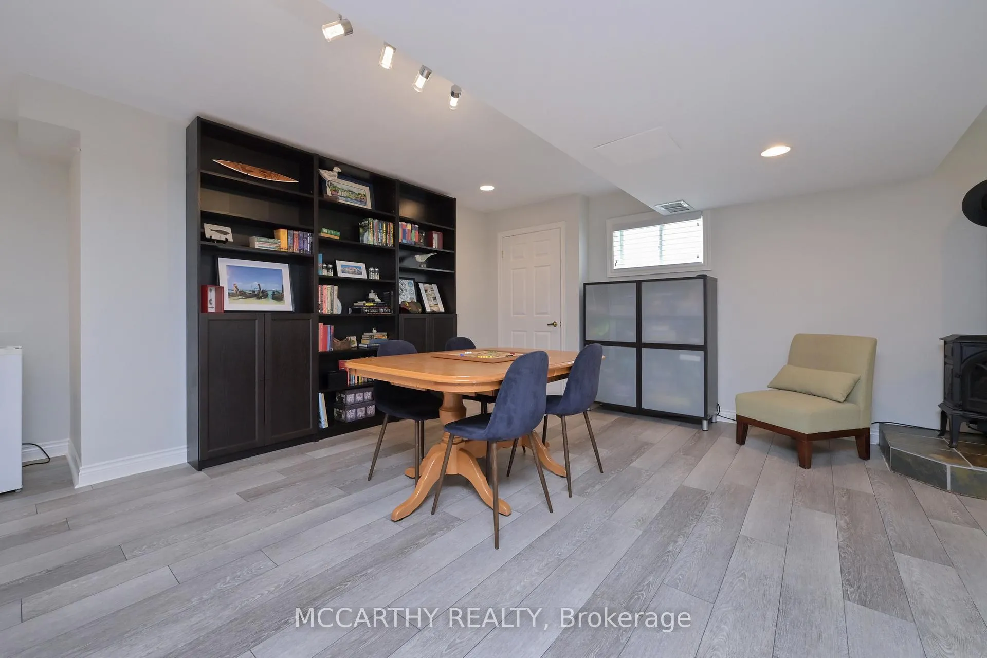 Photo 32 of 26 Chapman Road, Orangeville — HOMEH
